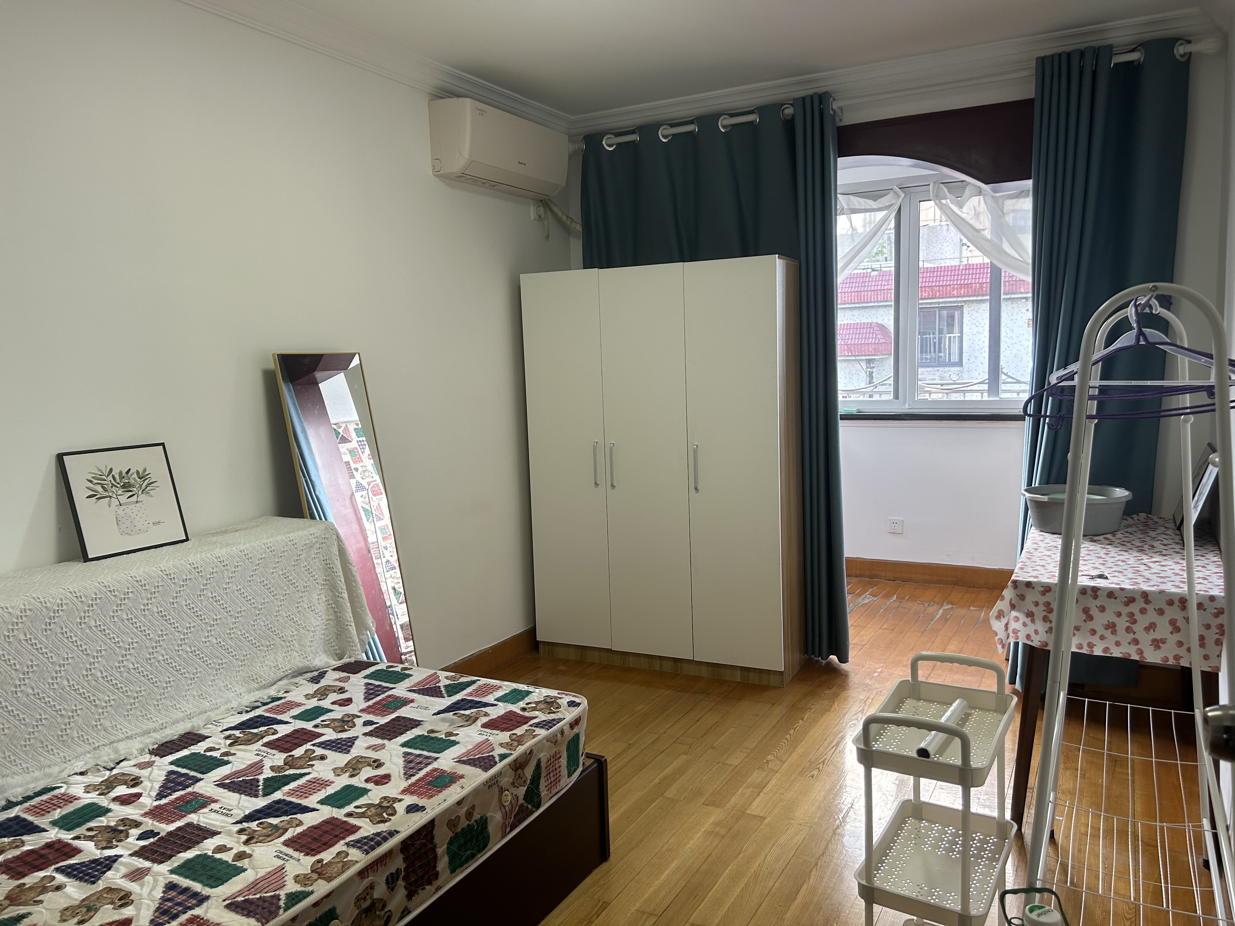 广茂苑 4居室 2400元/月