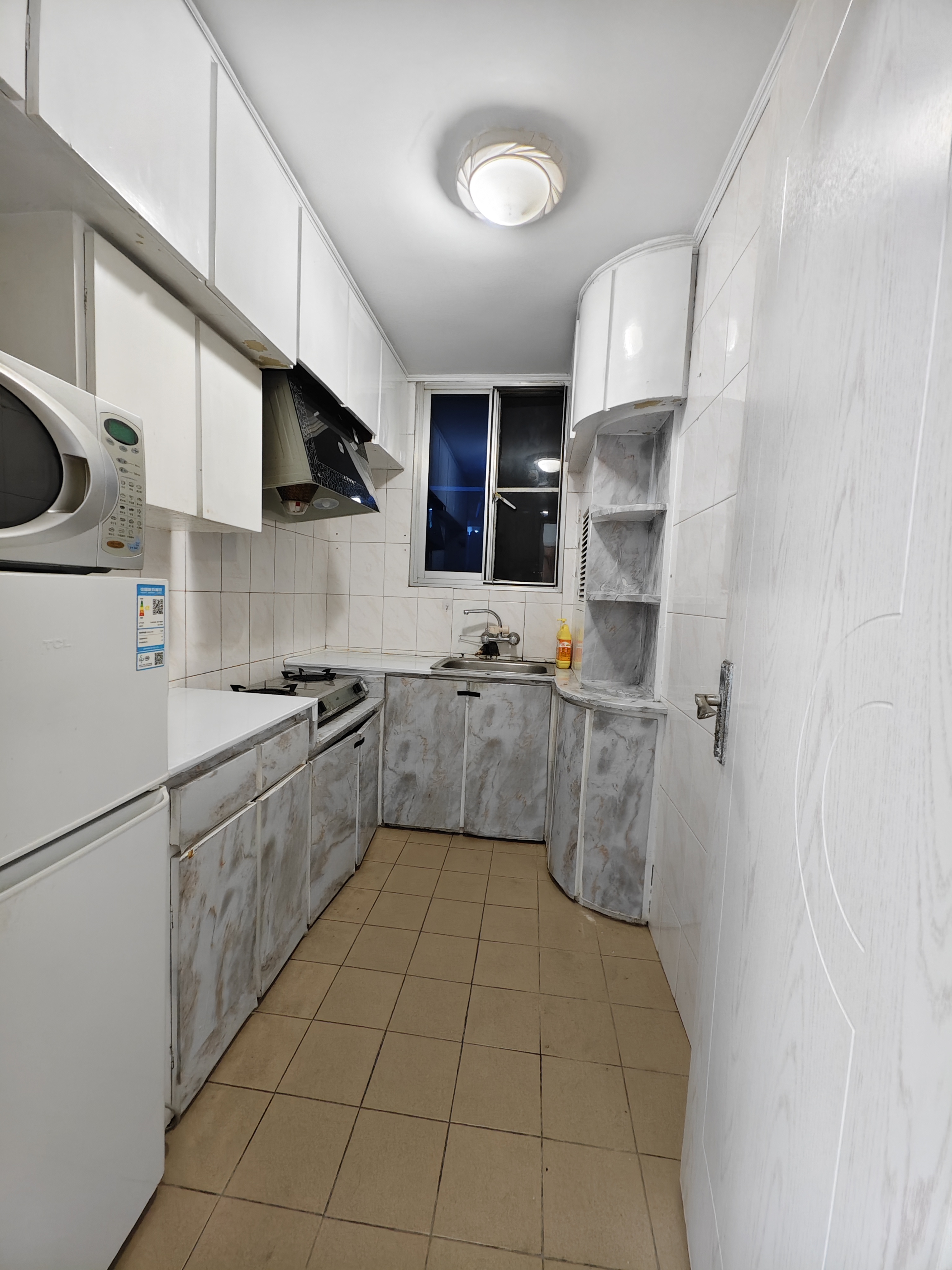 呼玛三村 随时看房·