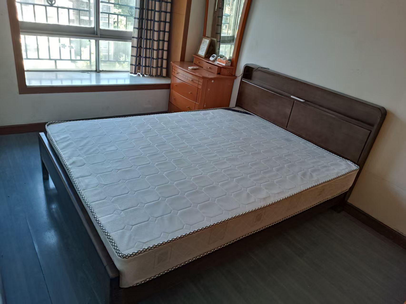 颐林雅院 随时看房·