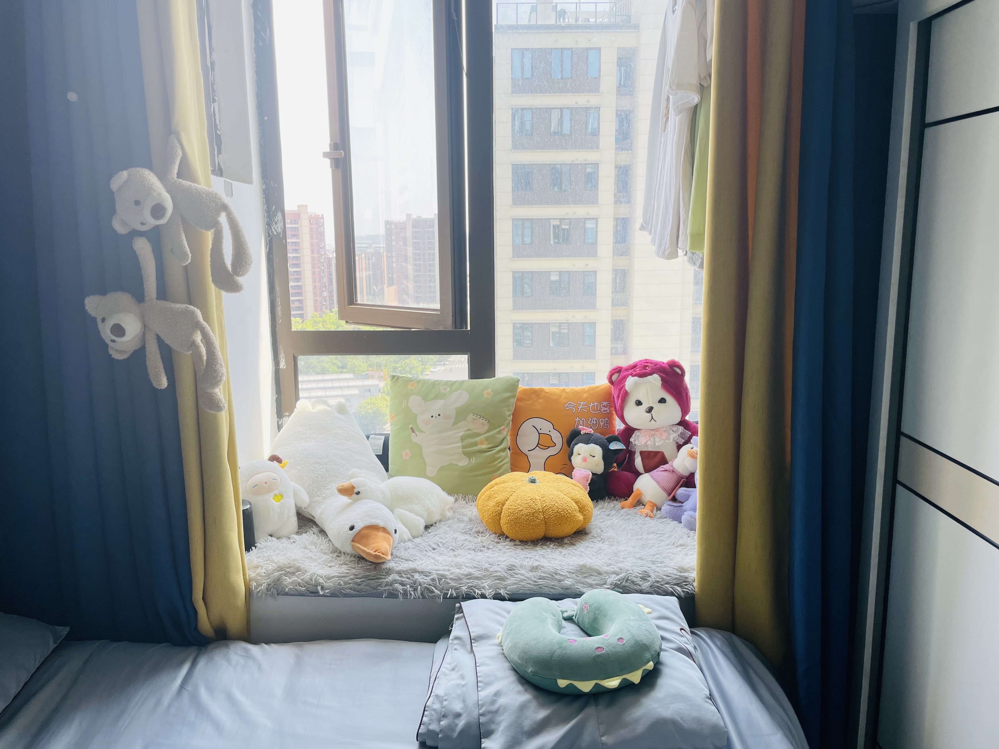 艺郡府 随时看房·