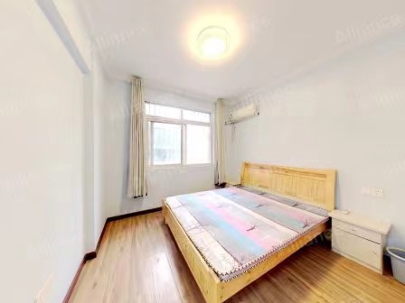龙江庭院B区 随时看房·