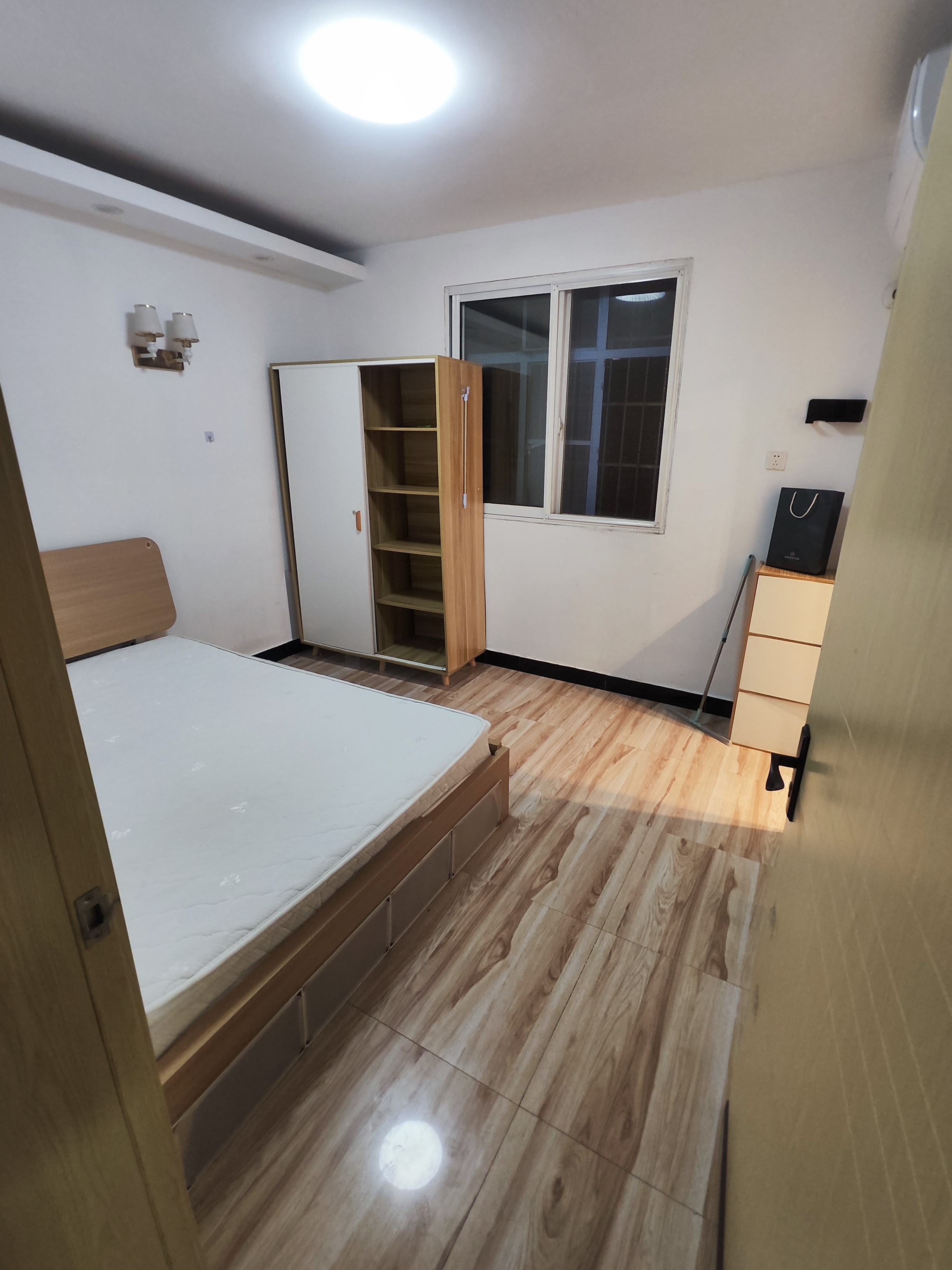 金杨新村七街坊 2居室 4700元/月