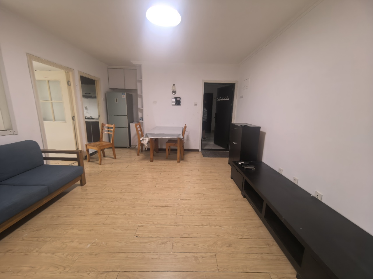 柏林爱乐三期 2居室 5500元/月