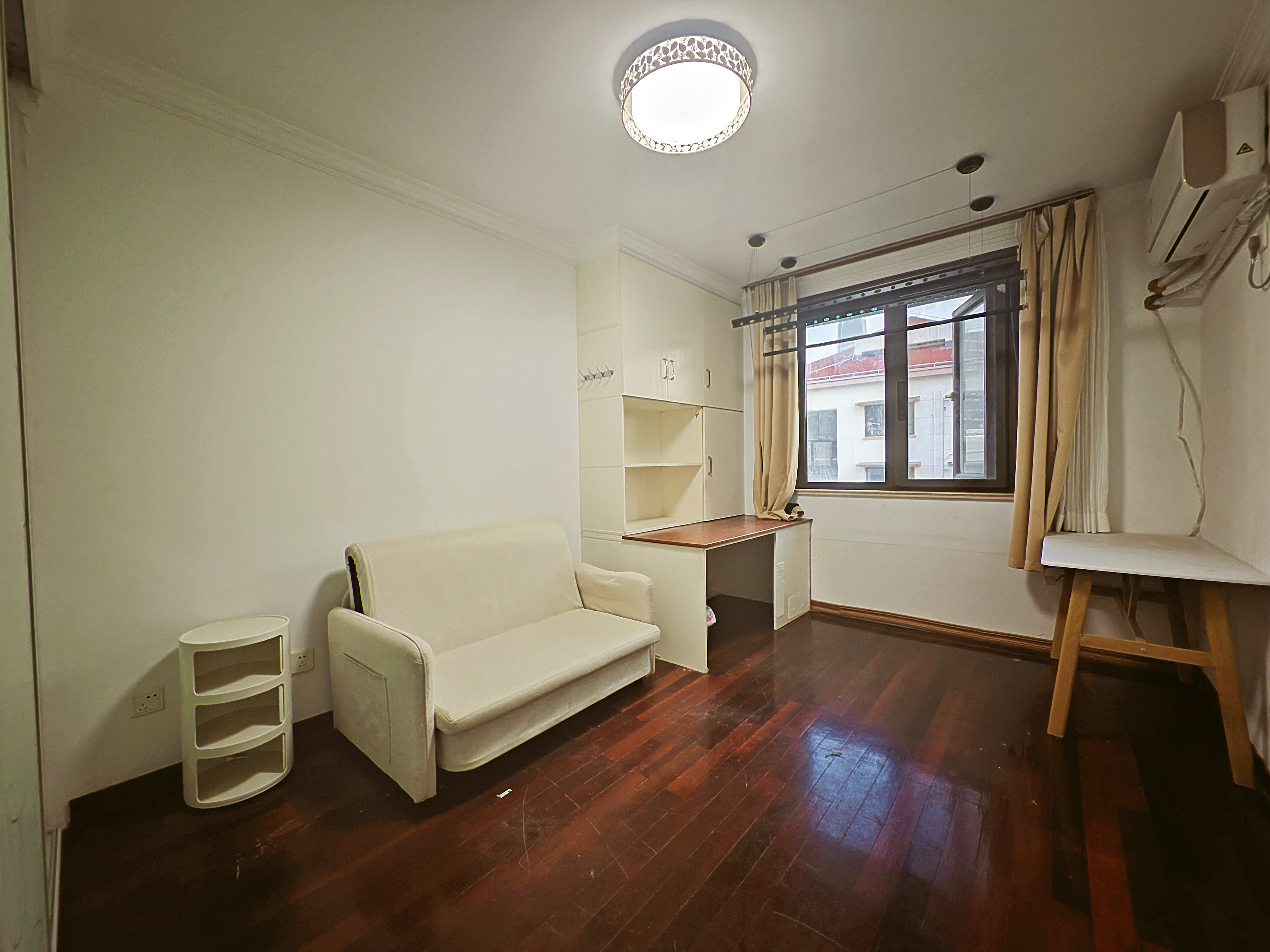 金龙花苑茶花园）