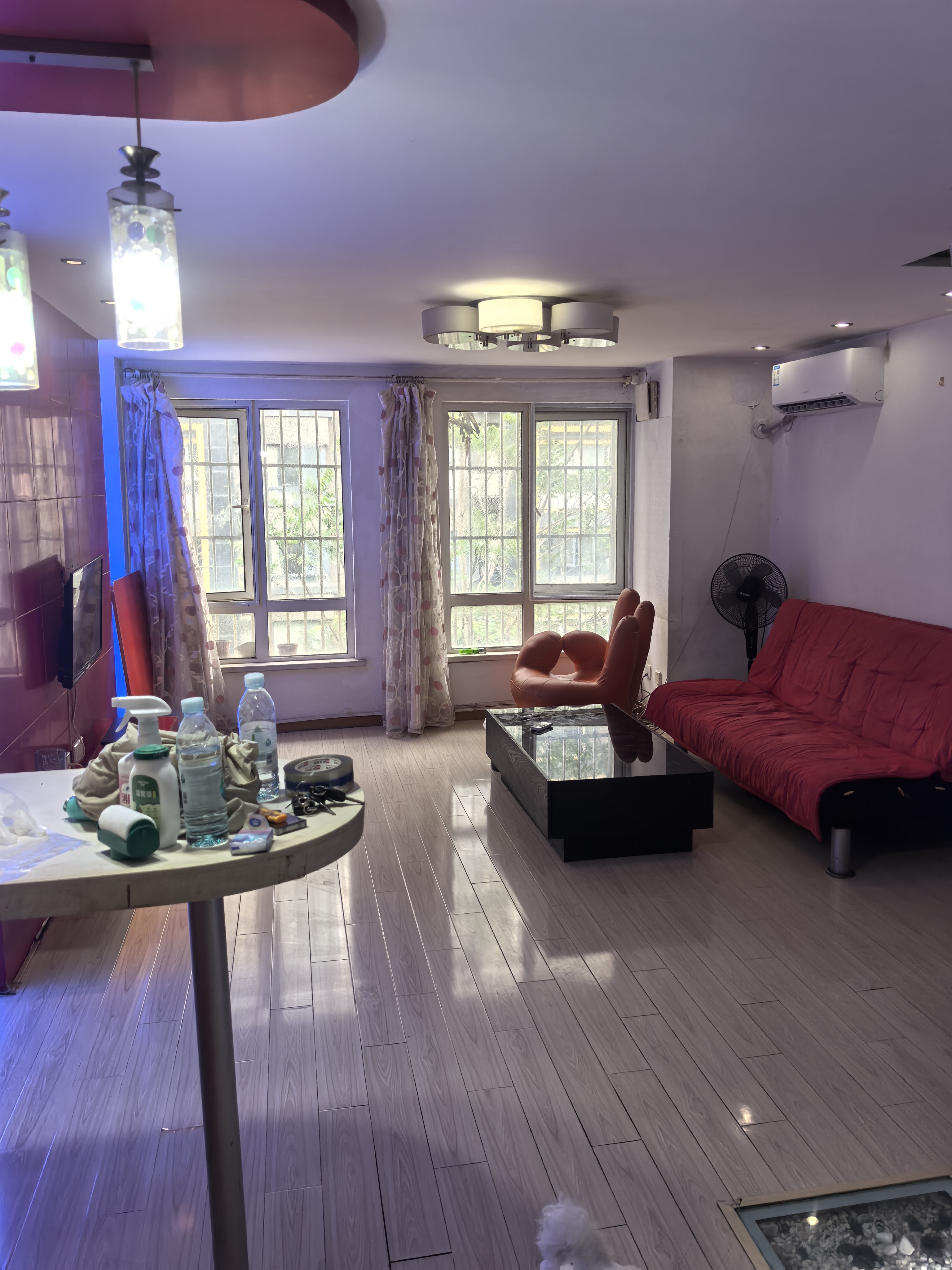 铂领公寓 随时看房·