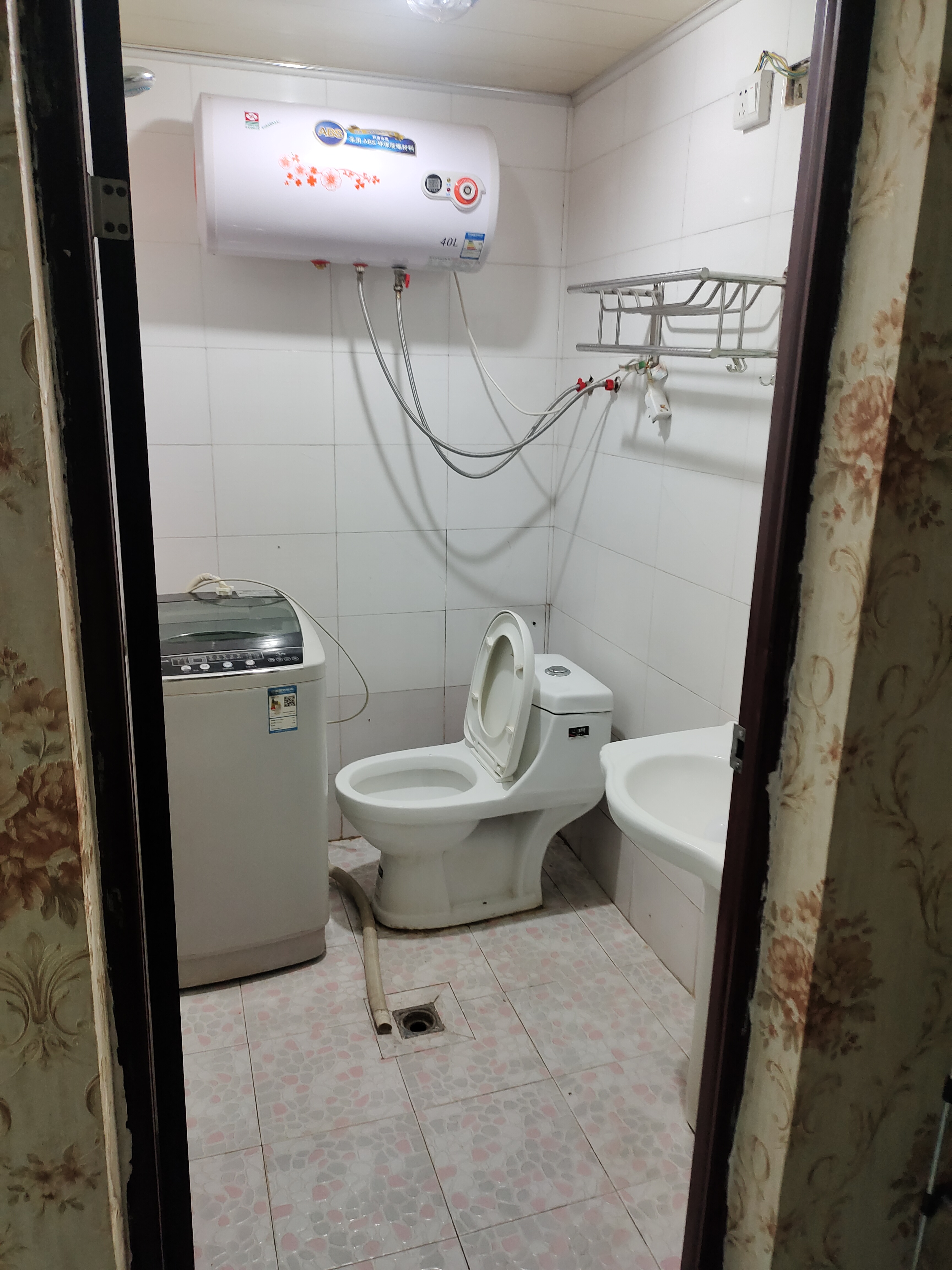 楼下村一区 随时看房·