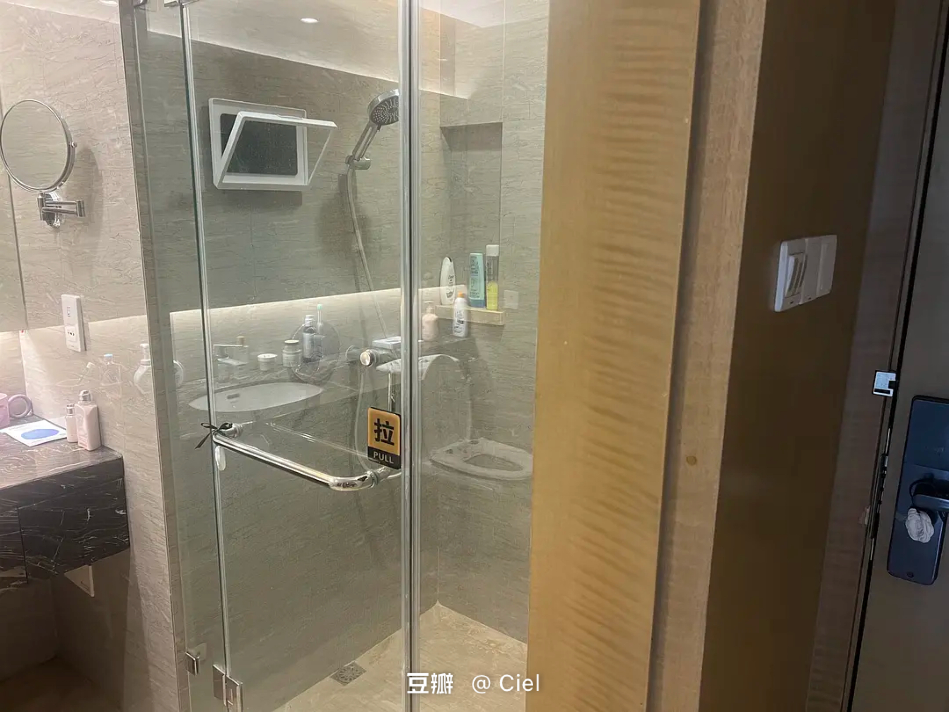菲凡国际公寓 随时看房·