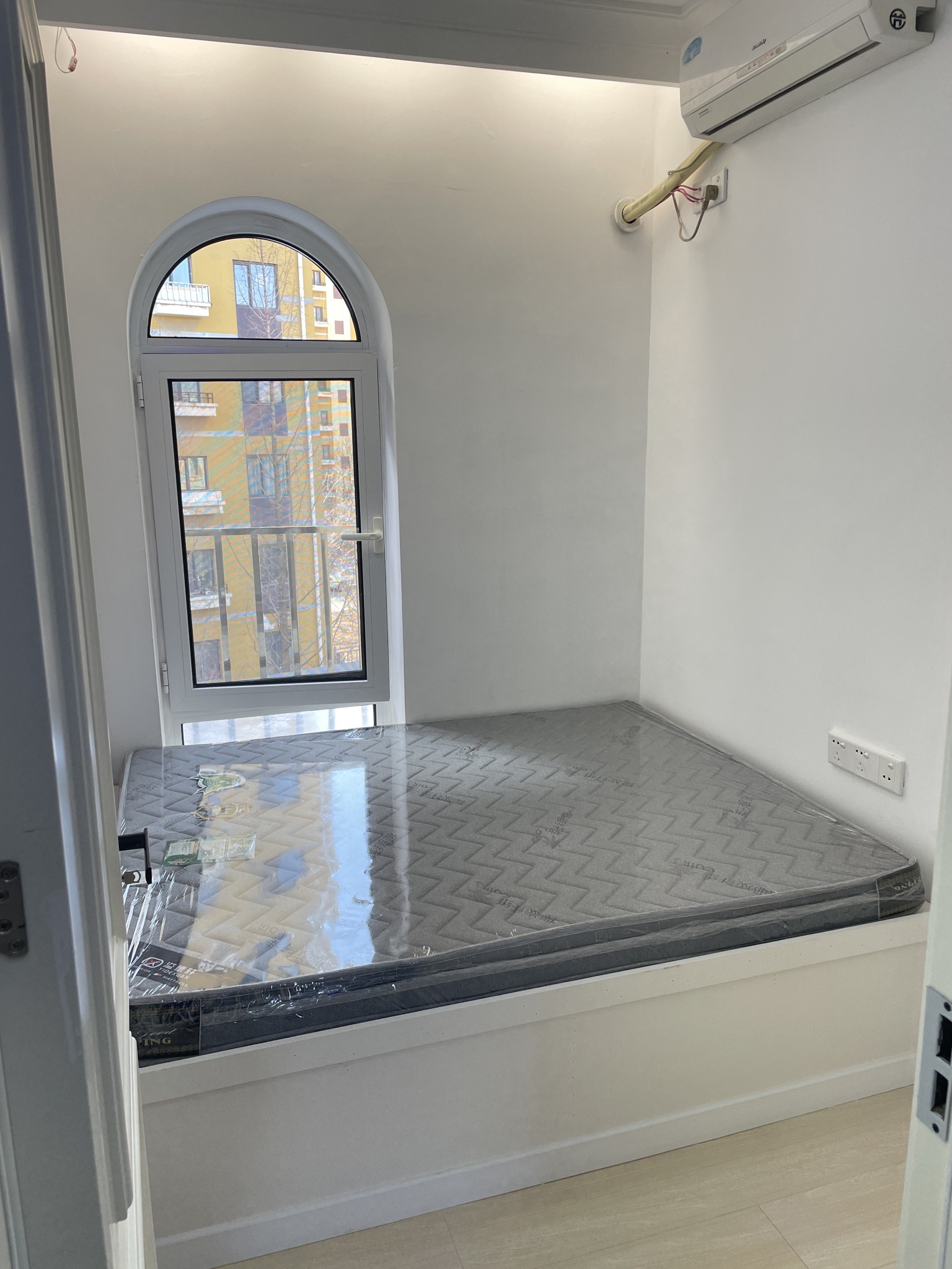 乐活源小区 2居室 1400元/月