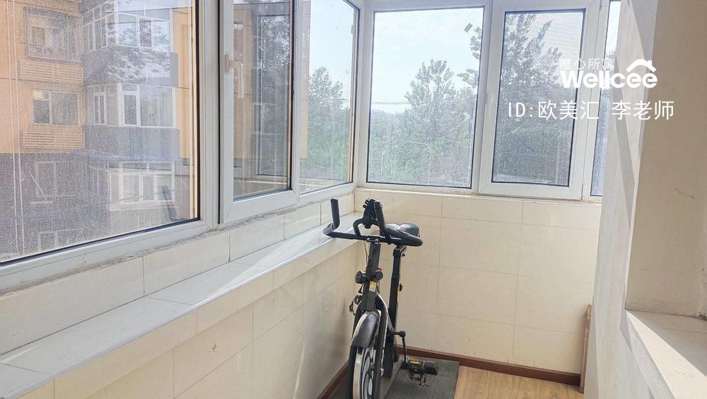 苹果园三区 随时看房·