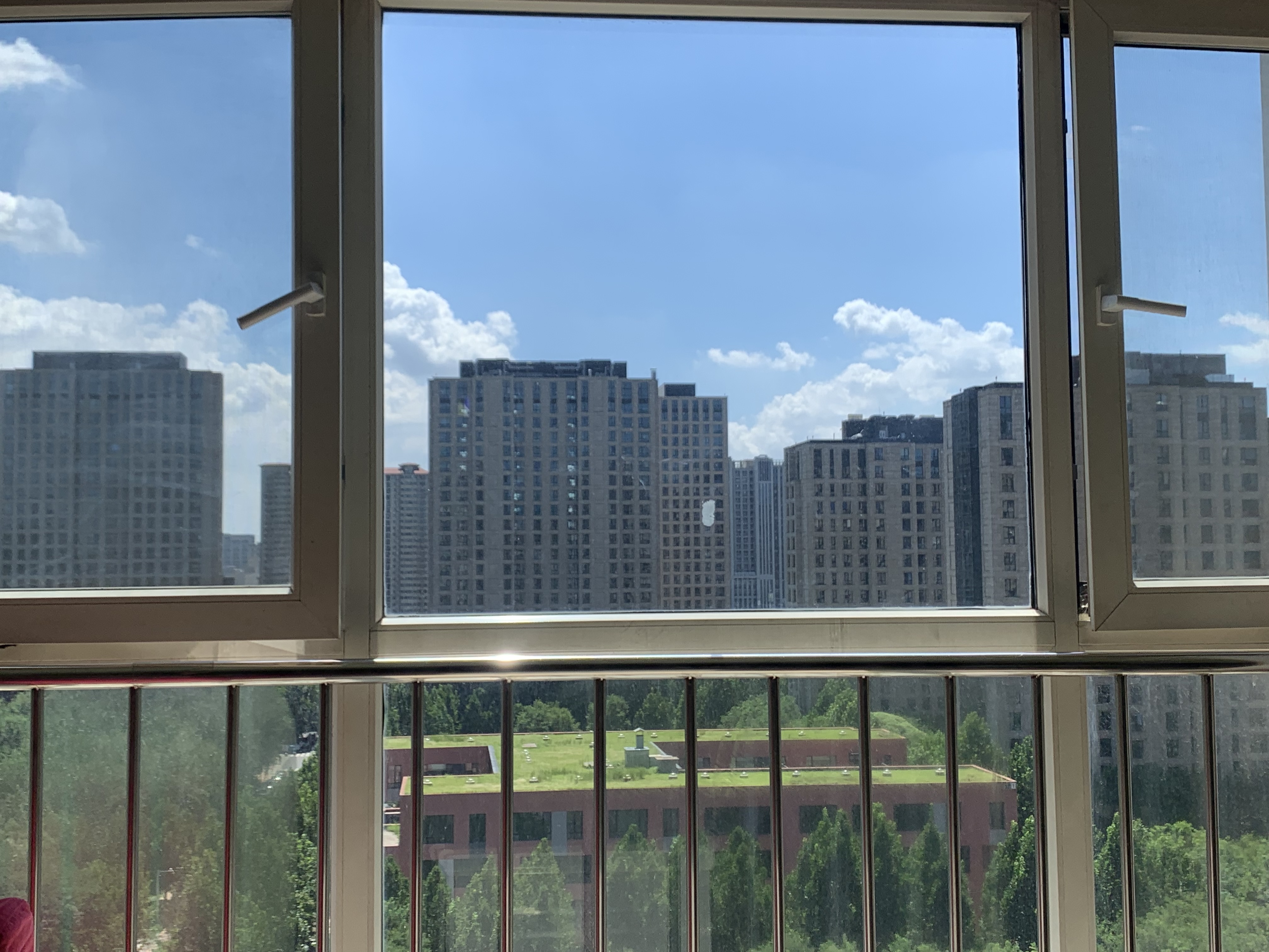 后现代城 随时看房·