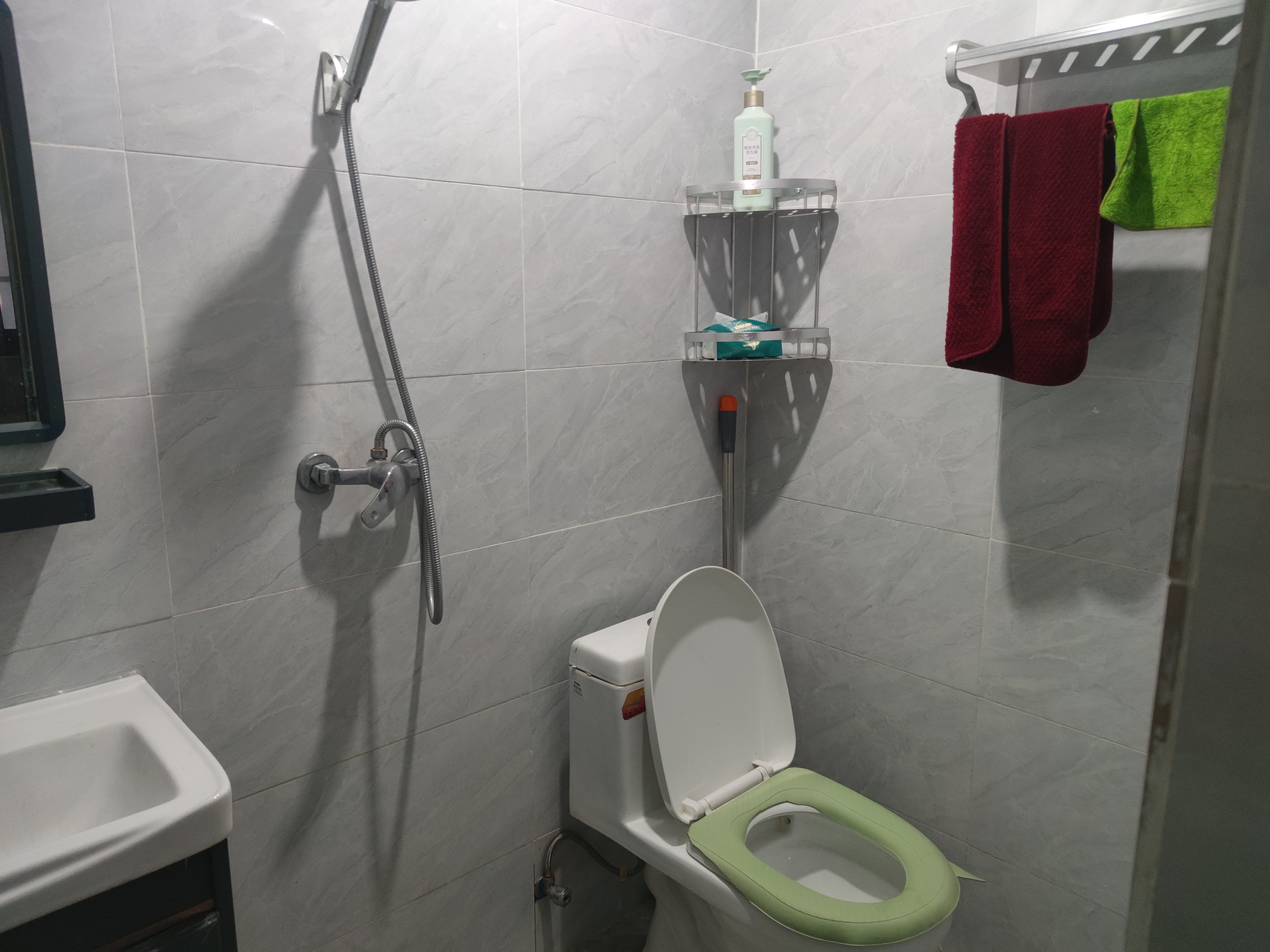 劲松成仁路小区 随时看房·