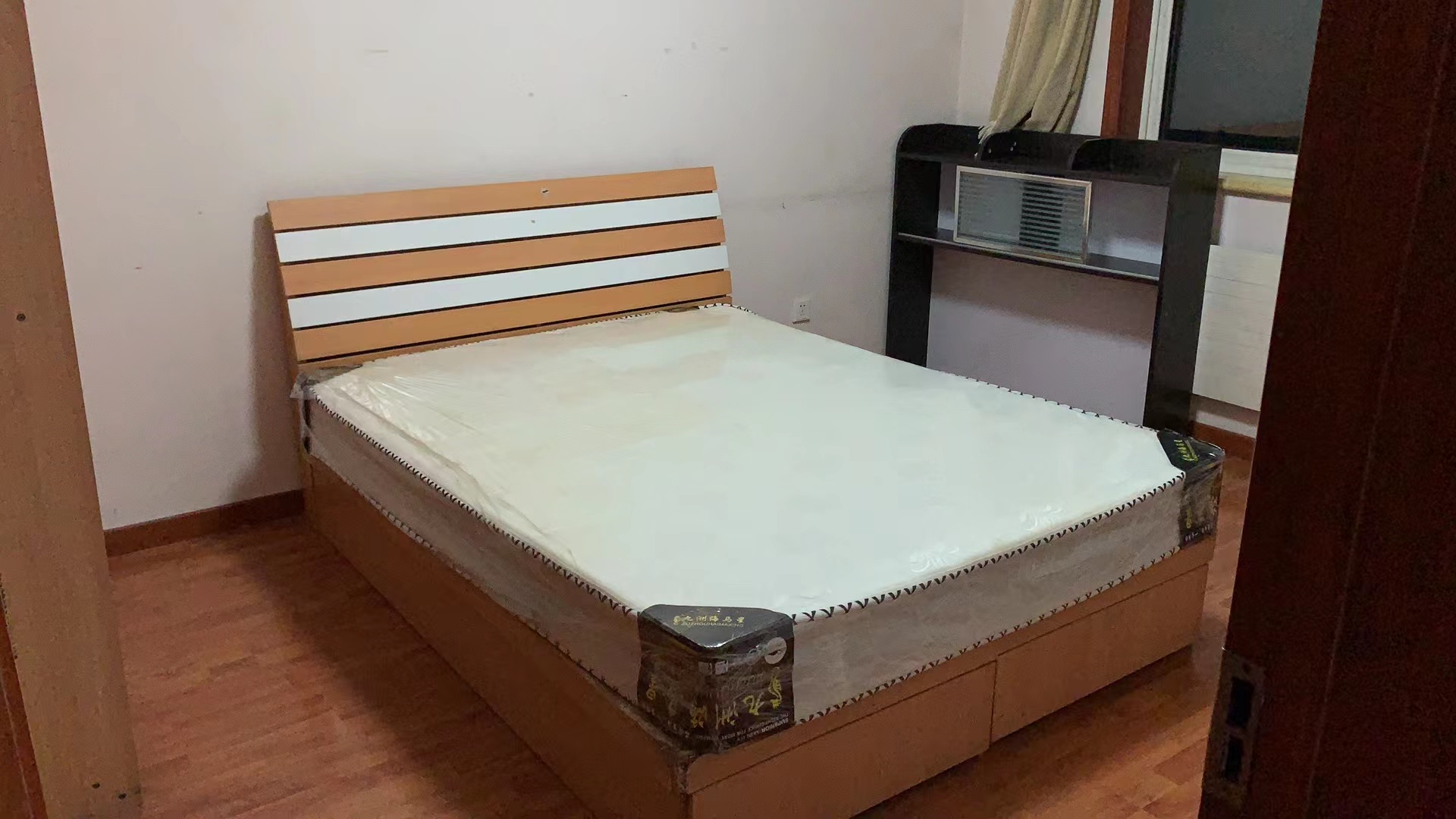 龙兴园中区 随时看房·