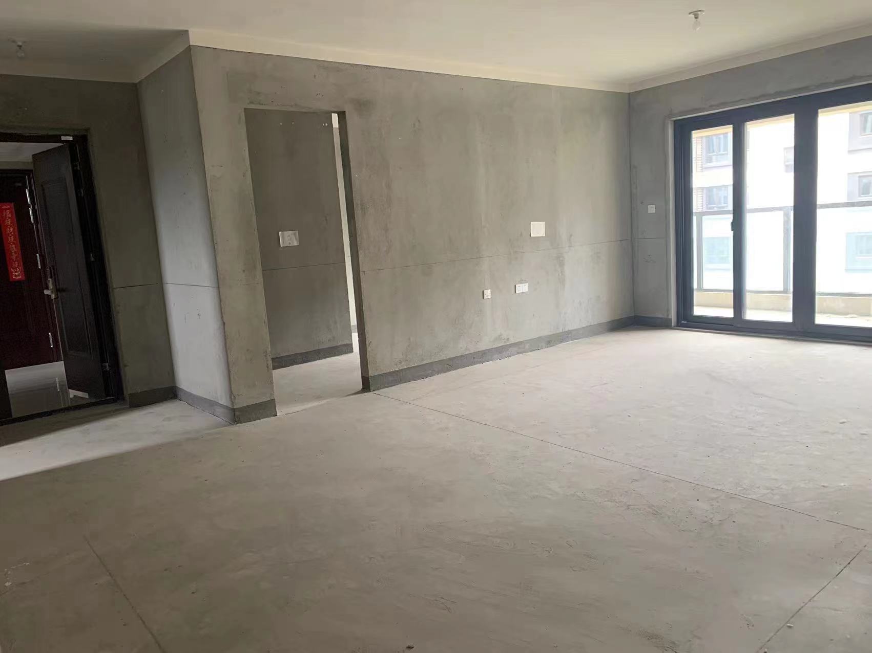 句容市集美雅苑 4居室 600元/月