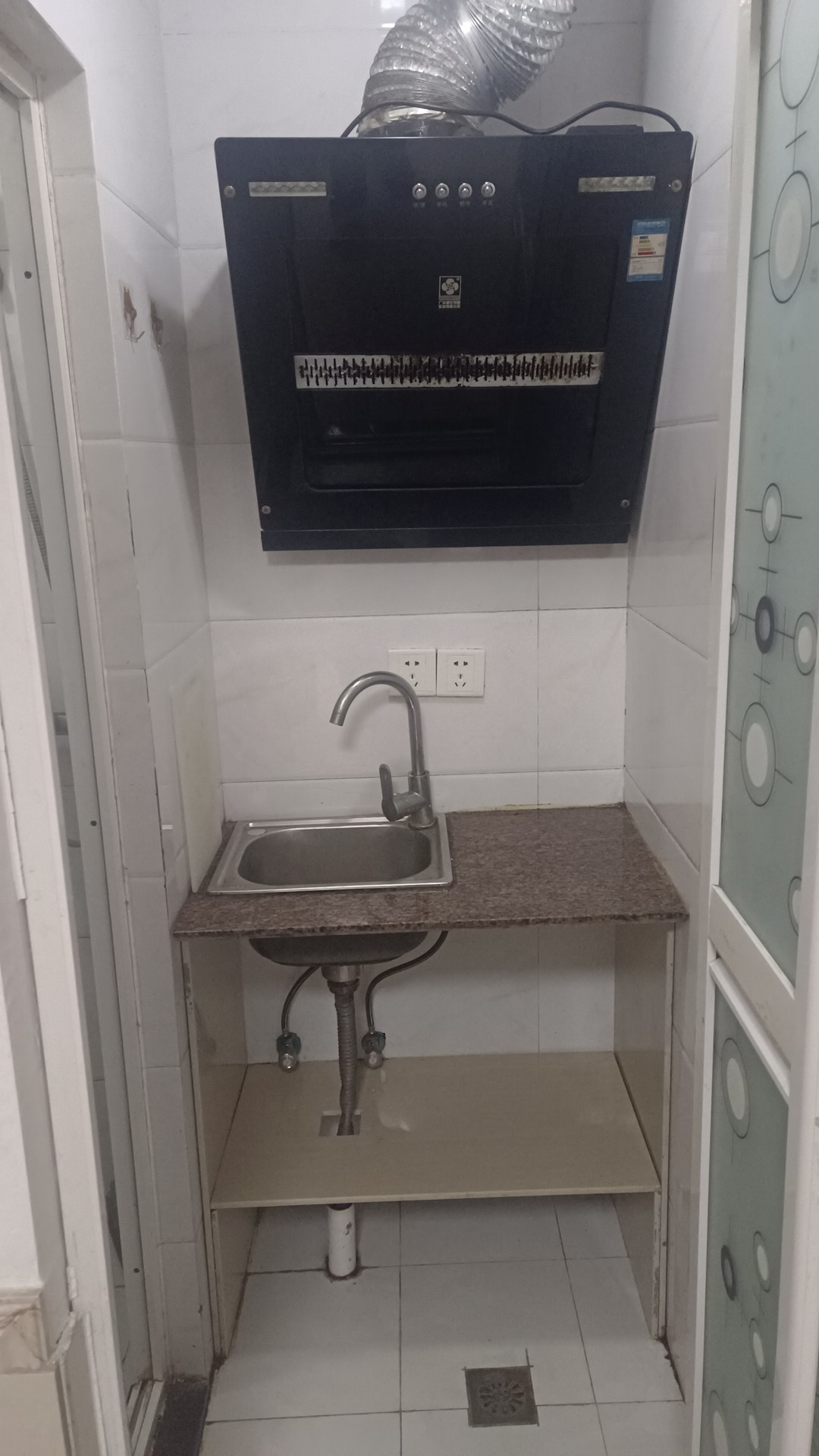 荷花苑 随时看房·