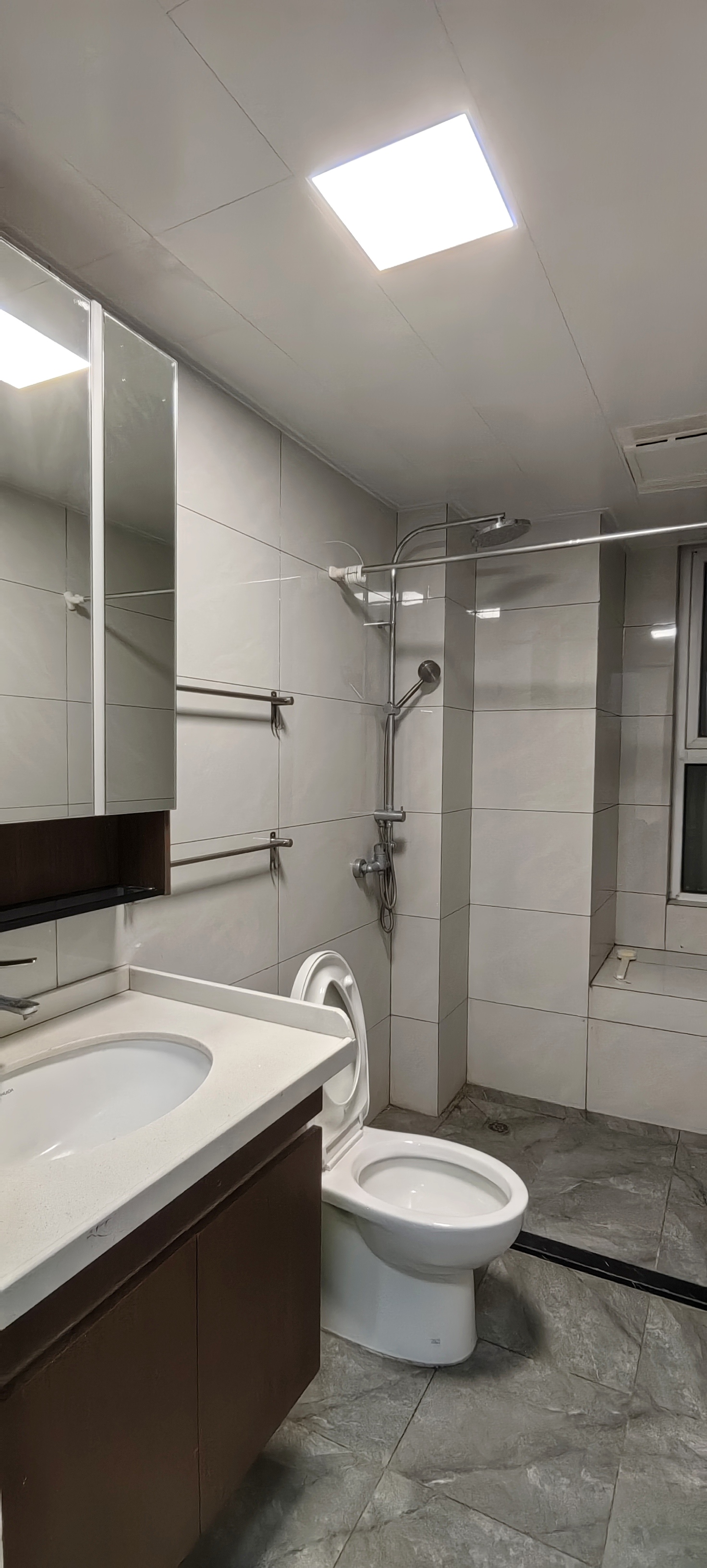 雅居乐富春山居 随时看房·