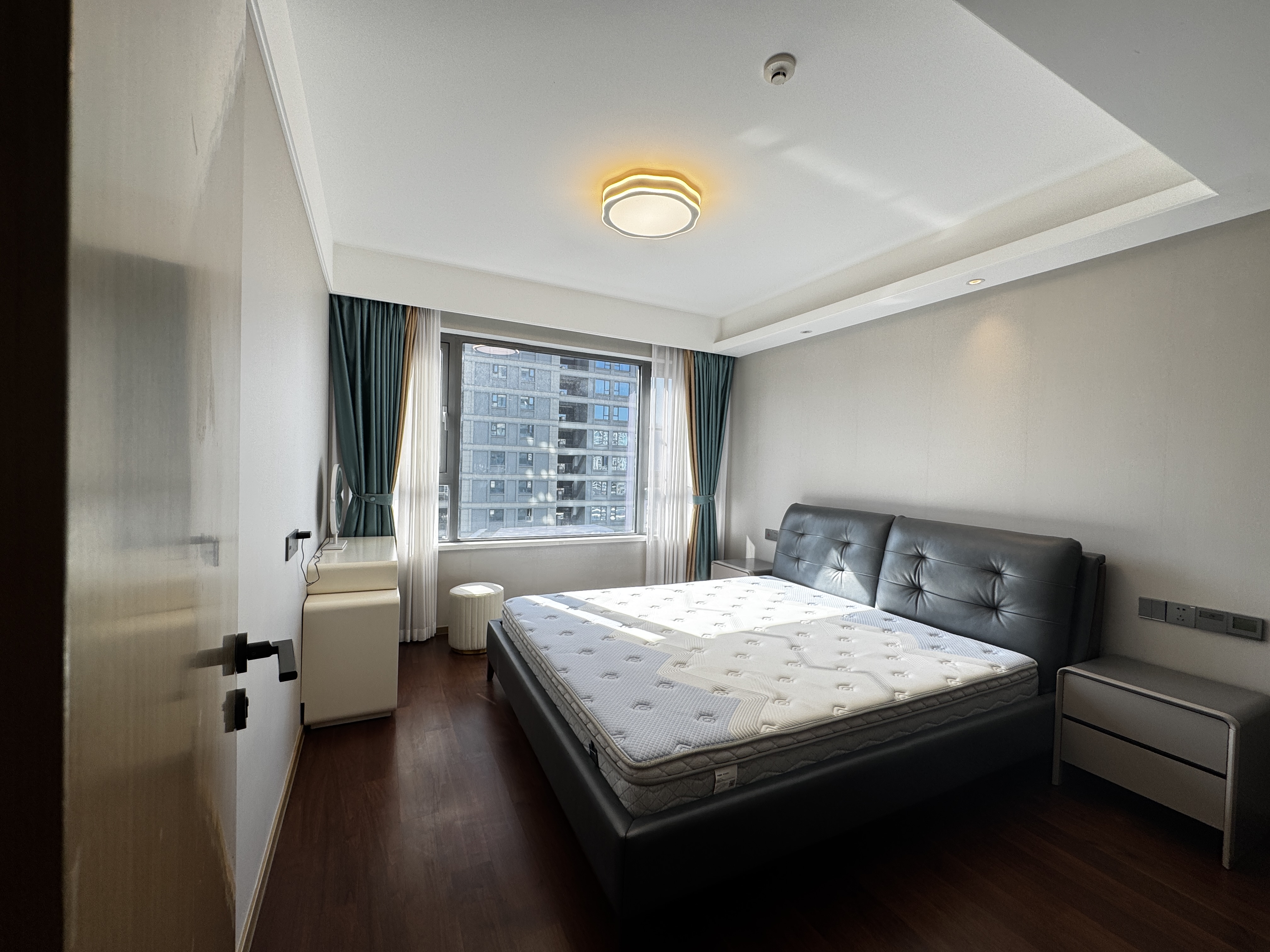 新越锦宸名邸 随时看房·