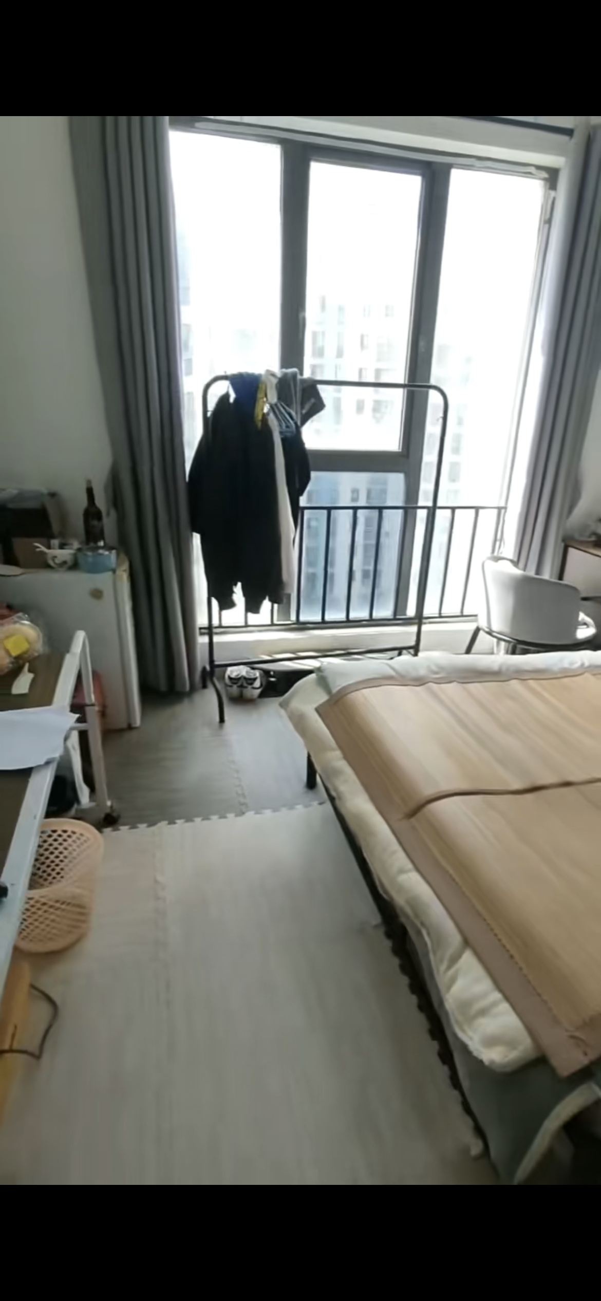 绿地威廉 4居室 2200元/月
