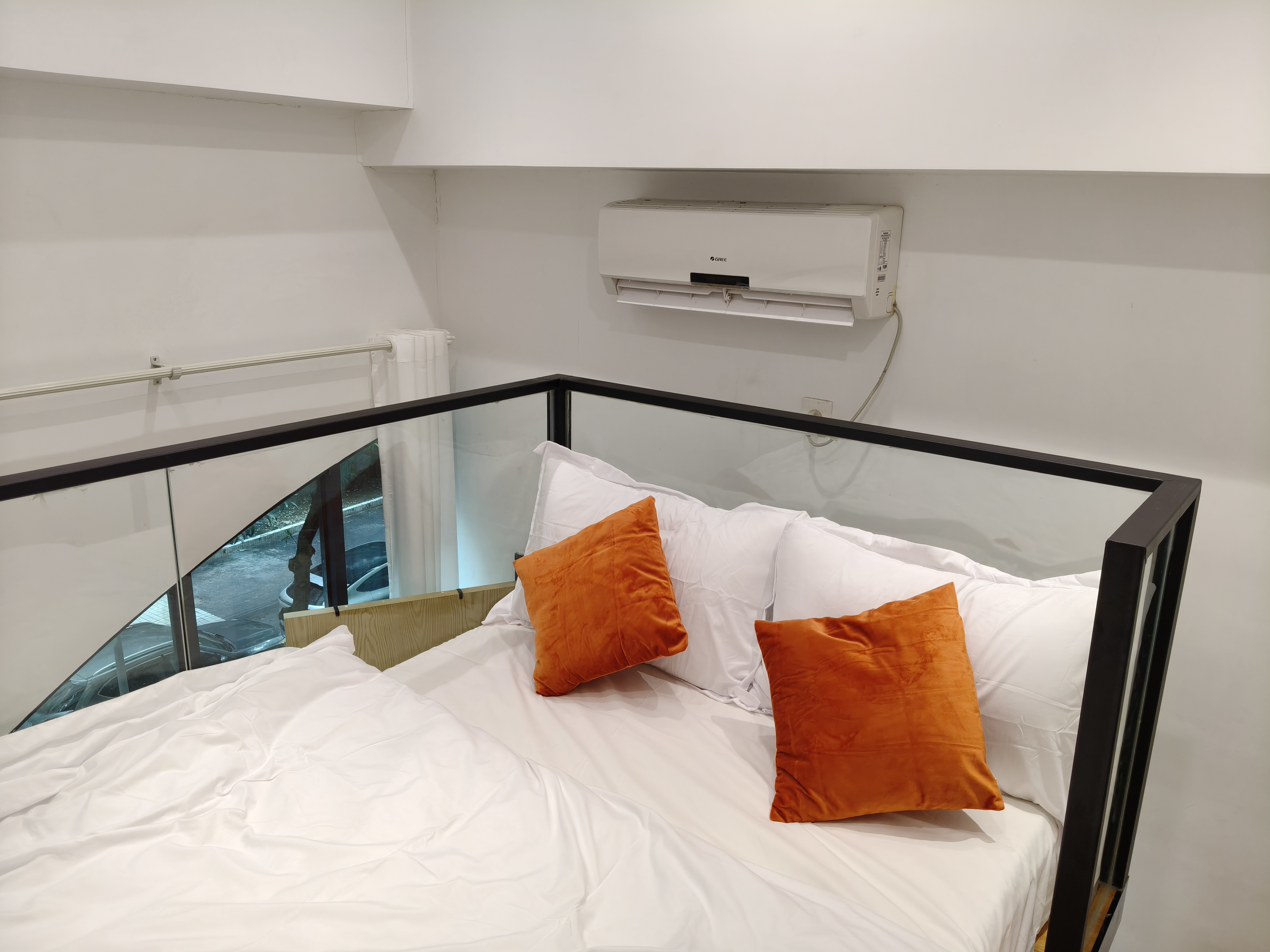 亭楼公寓 随时看房·