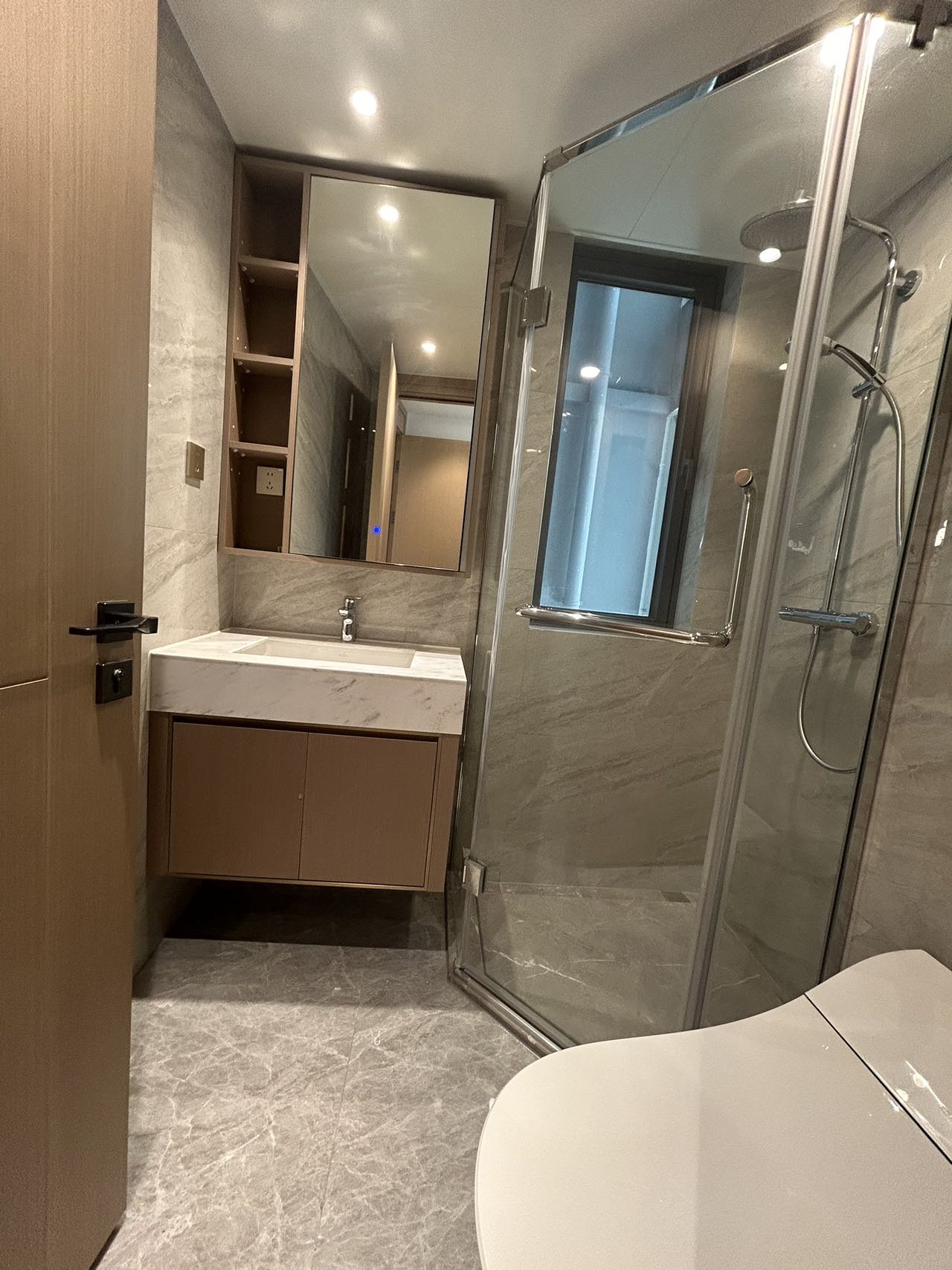 长嘉汇郎峯 随时看房·