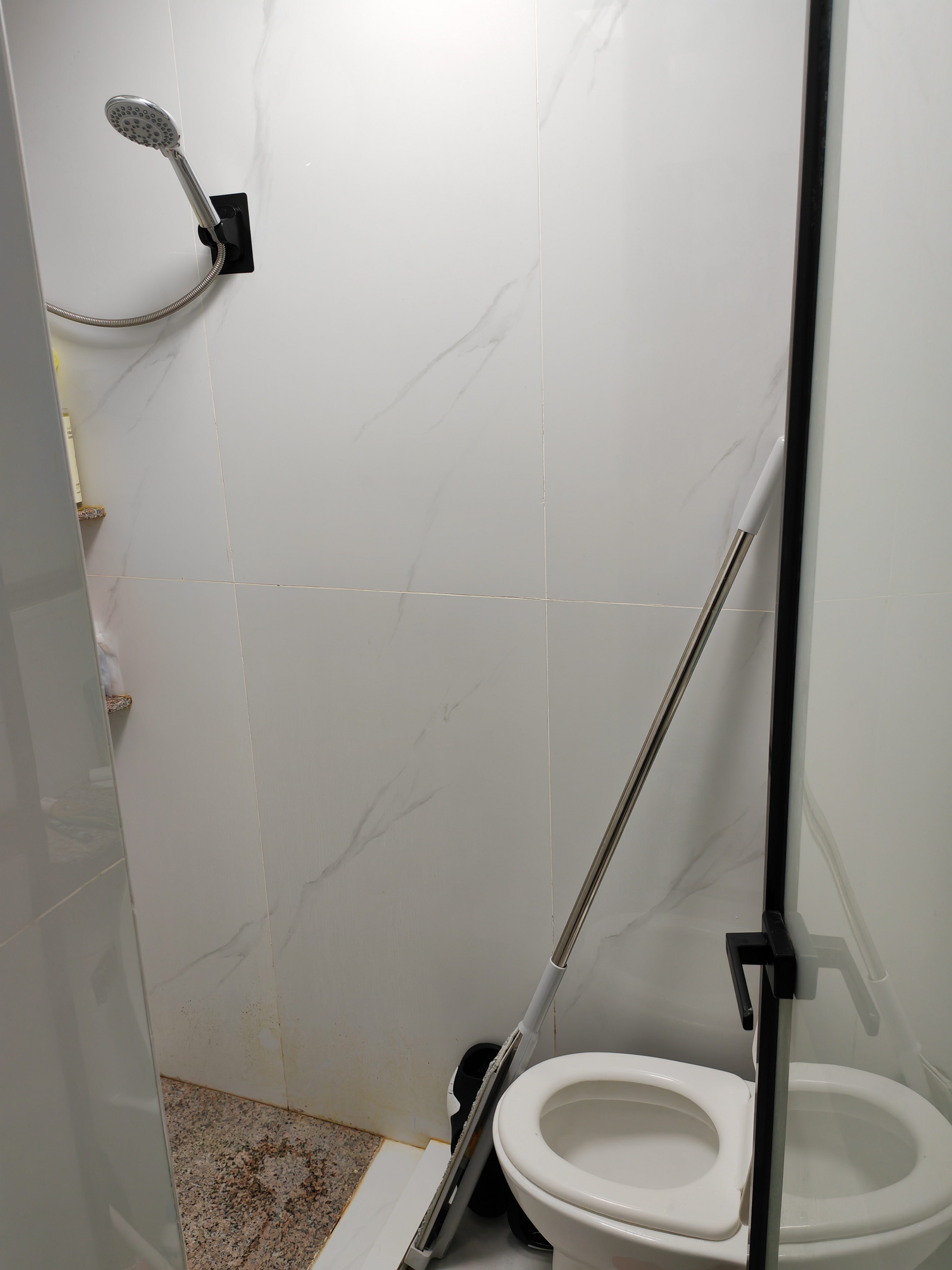 料坑新村文明小区 随时看房·