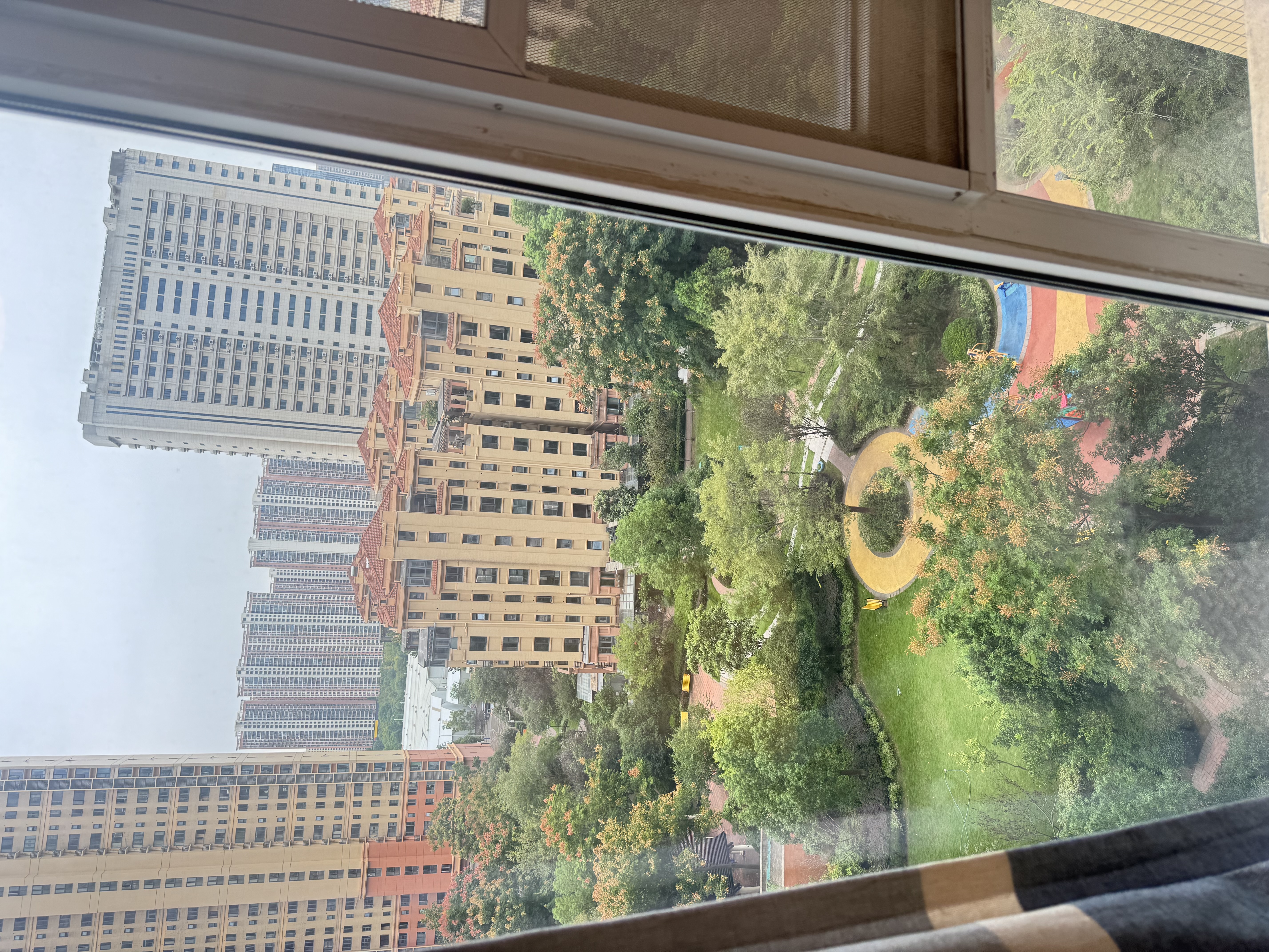 金域天下三期 随时看房·