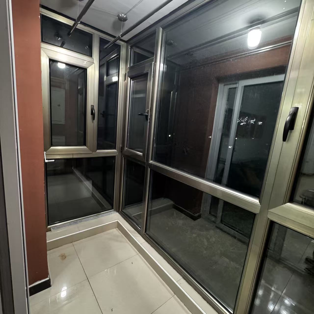 鸿博家园二期F区 随时看房·