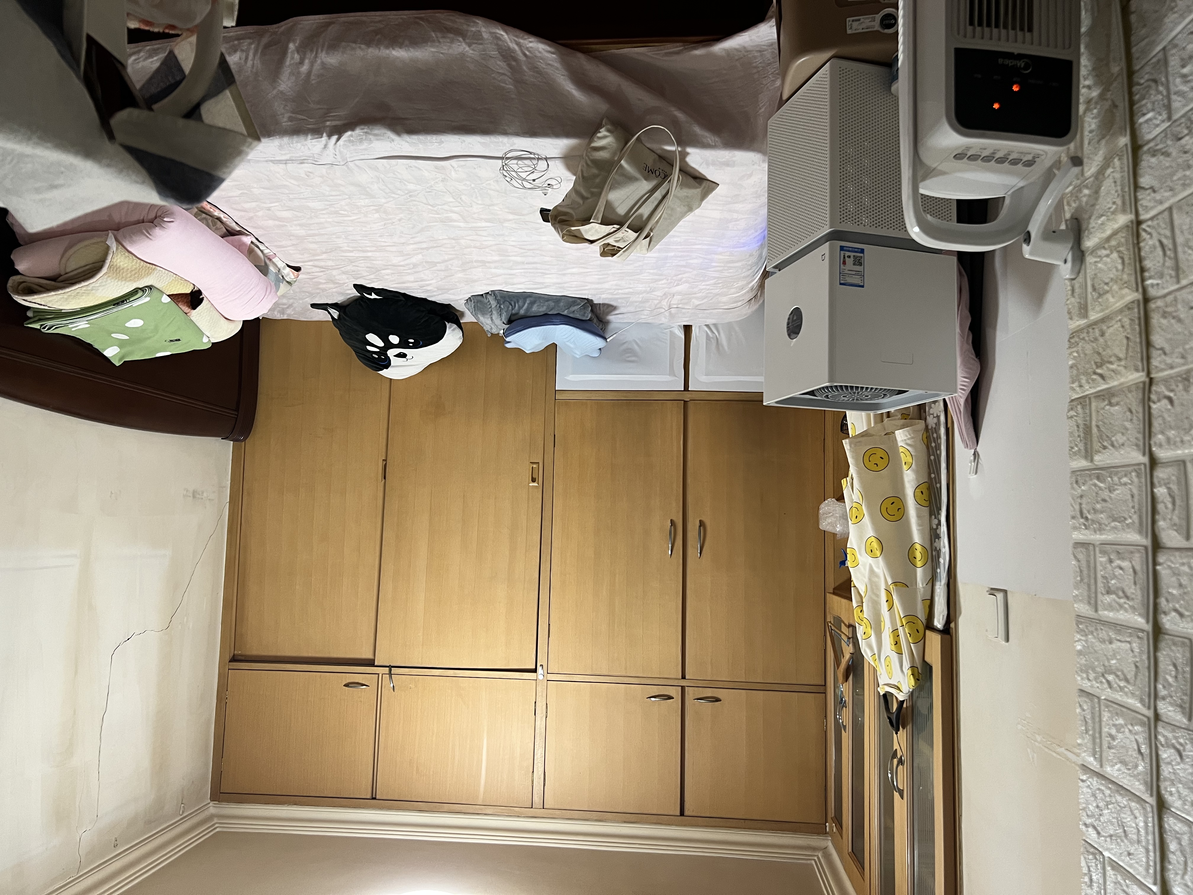 芳城园一区 2居室 1600元/月