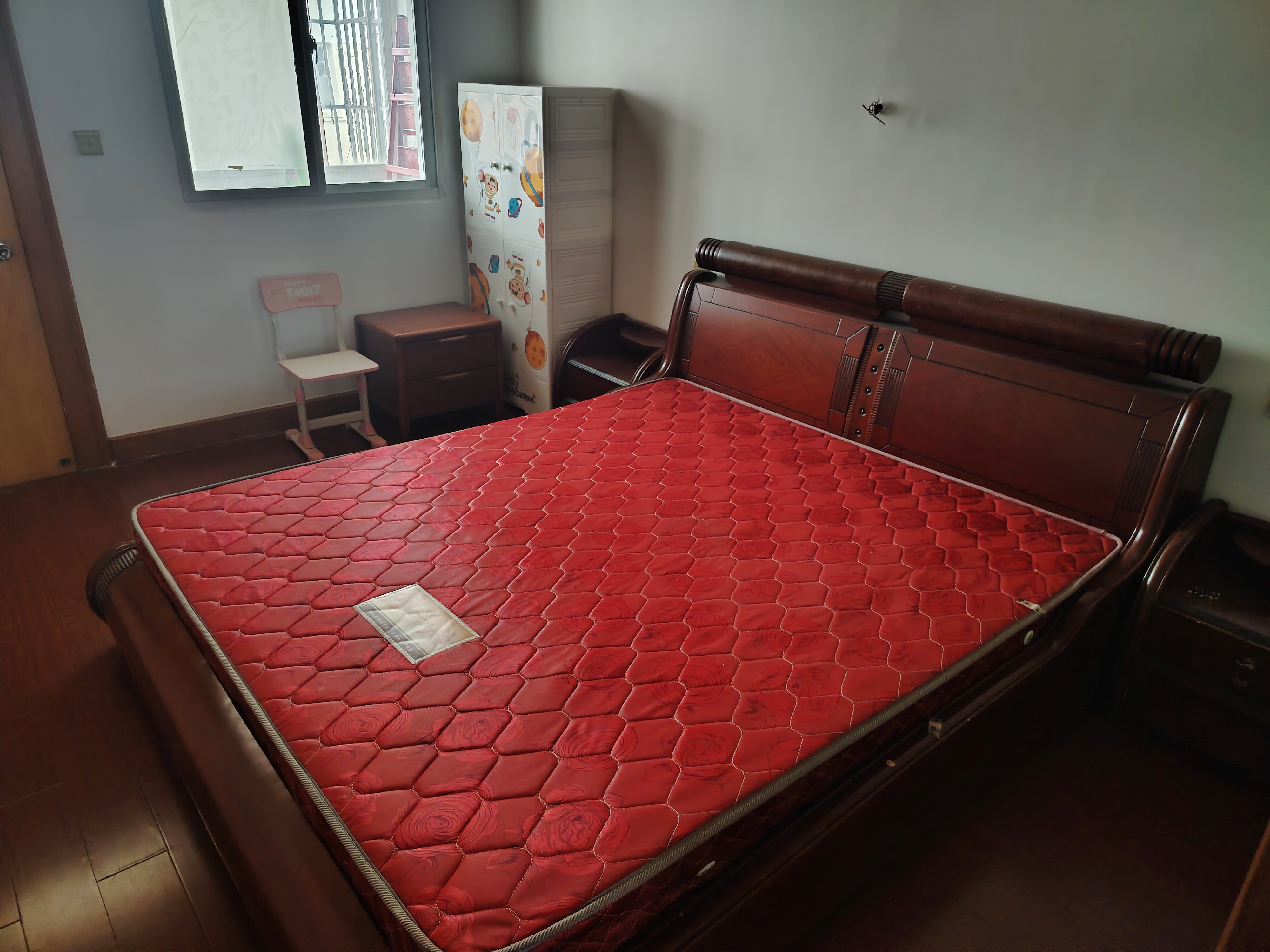 东方新村 随时看房·