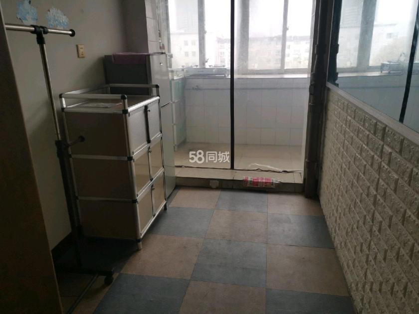 黑虎泉北路71号院 3居室 2300元/月