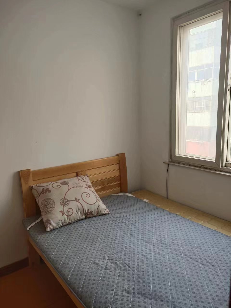 东宁园 2居室 1200元/月