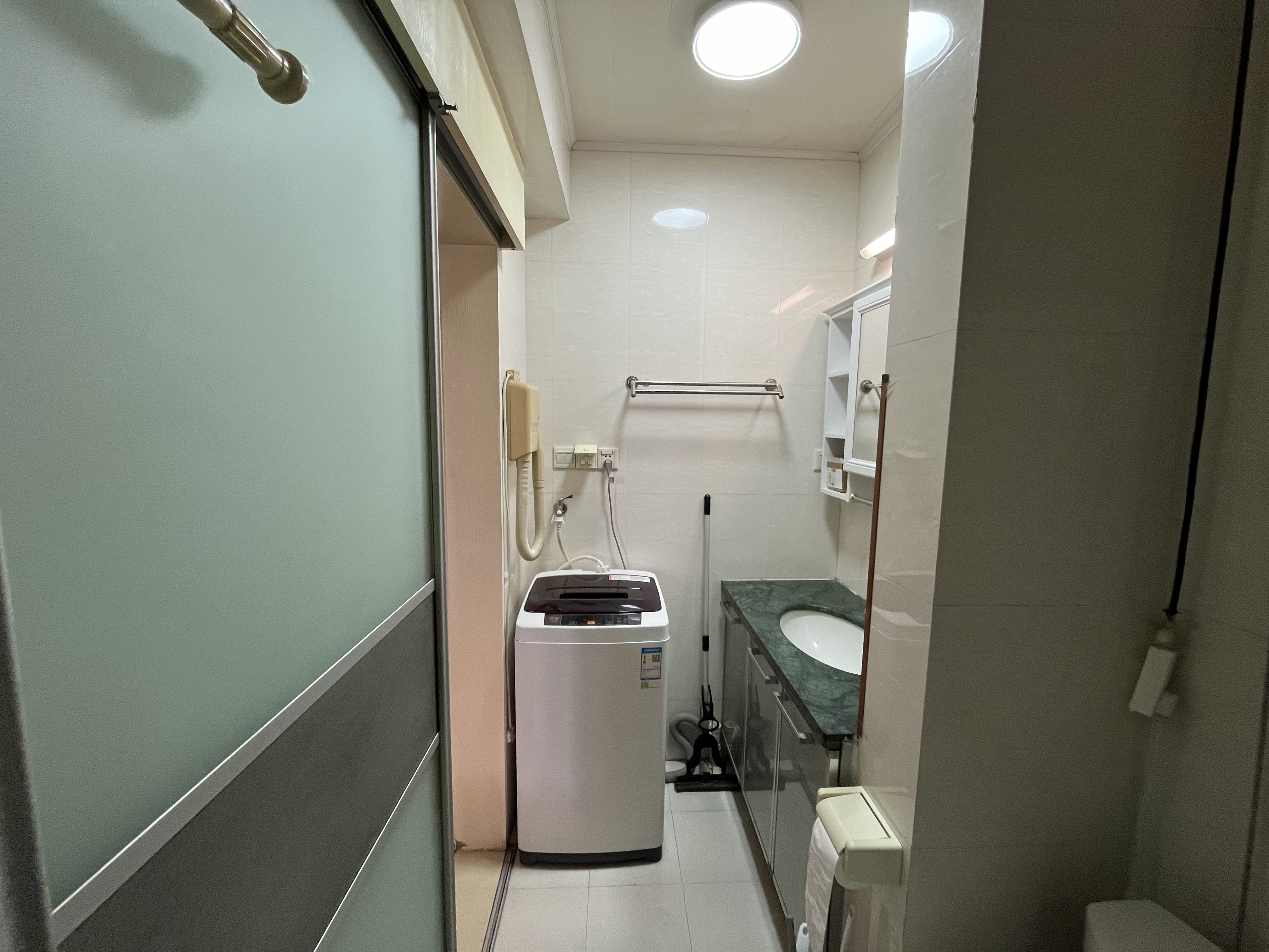 龙柏七村 随时看房·