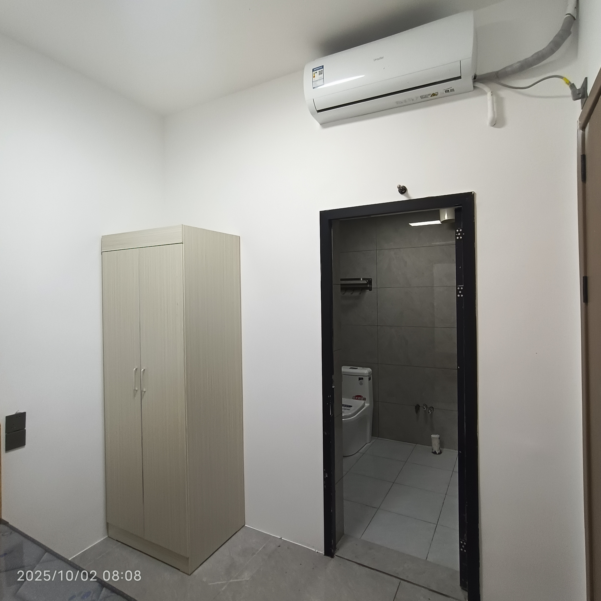 南里村 随时看房·