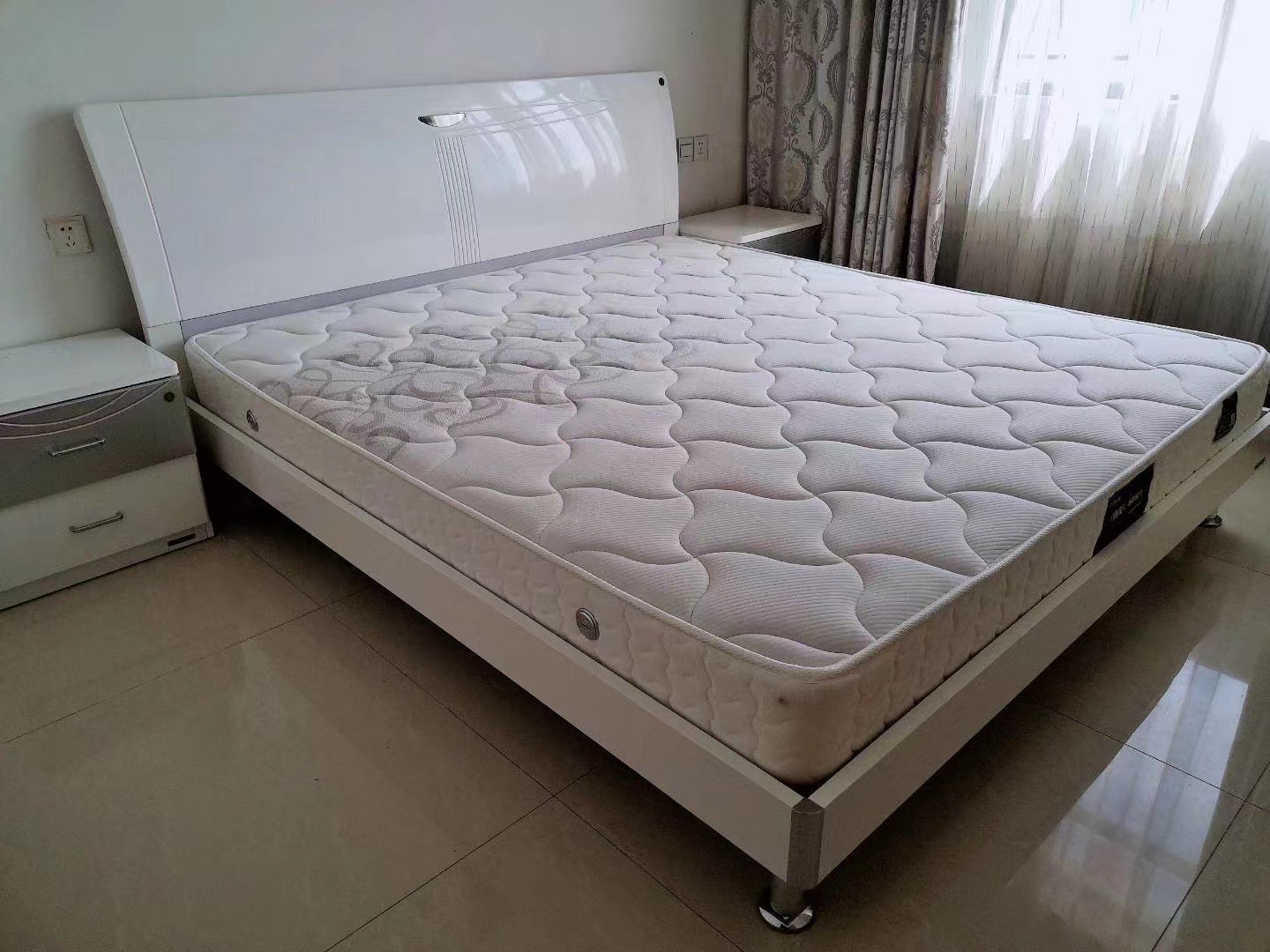 天一华府 随时看房·