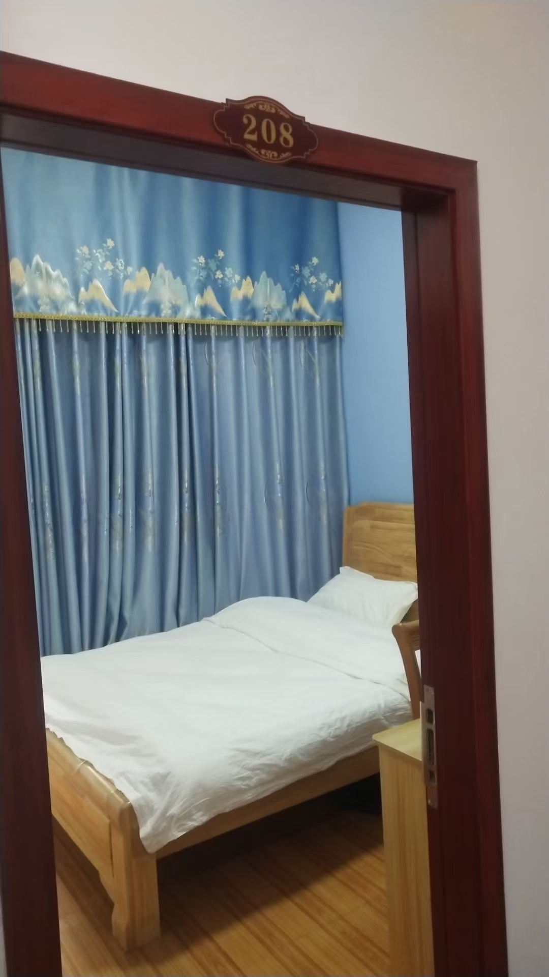 赣州开发区车头安置小区112号（蓝翔小区临马路） 随时看房·