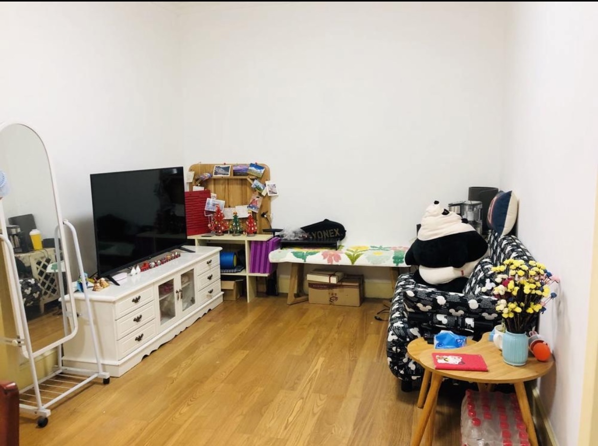 海申花园 2居室 3300元/月