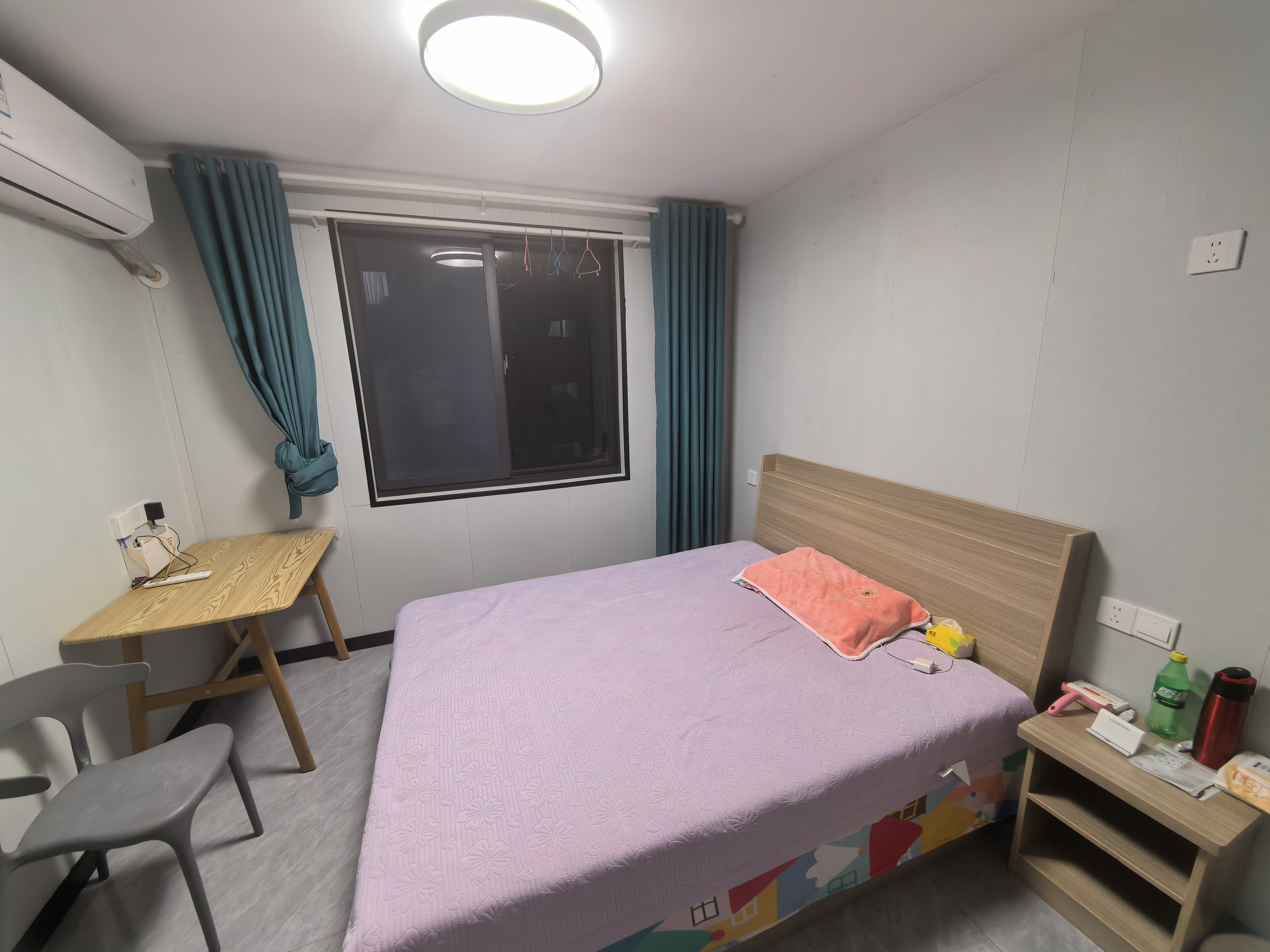 白领公寓 1居室 2550元/月