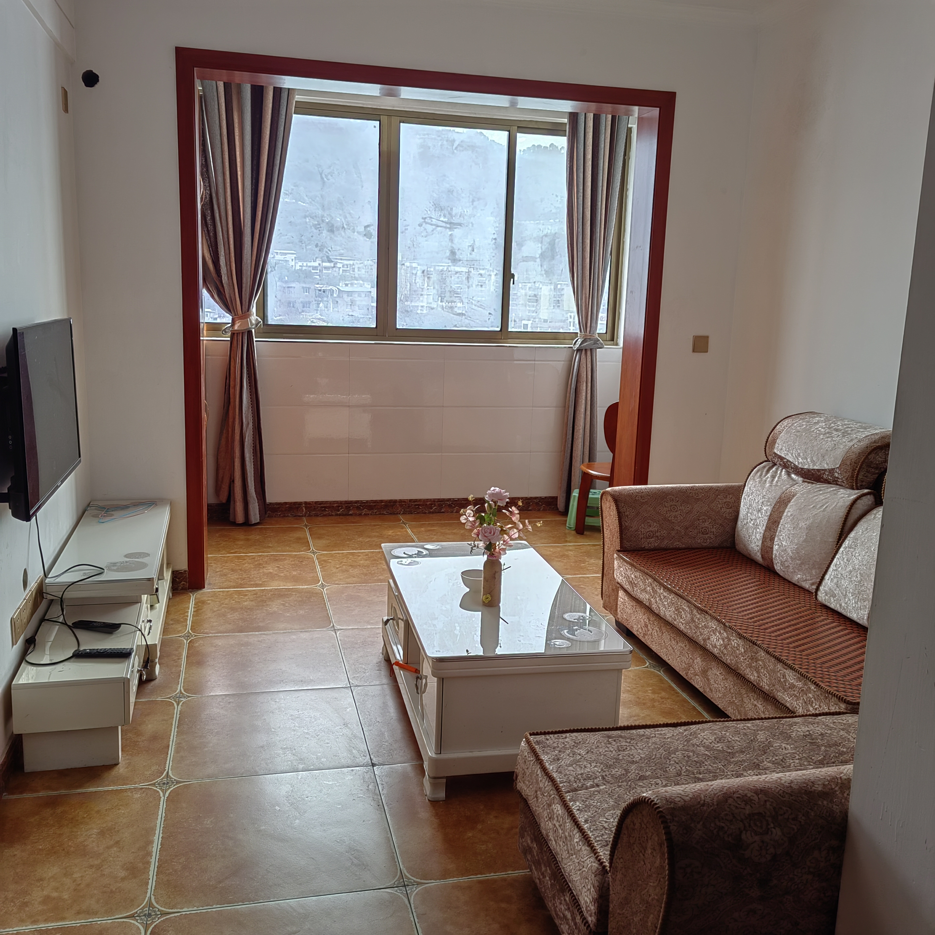 宏成小区 2居室 1000元/月