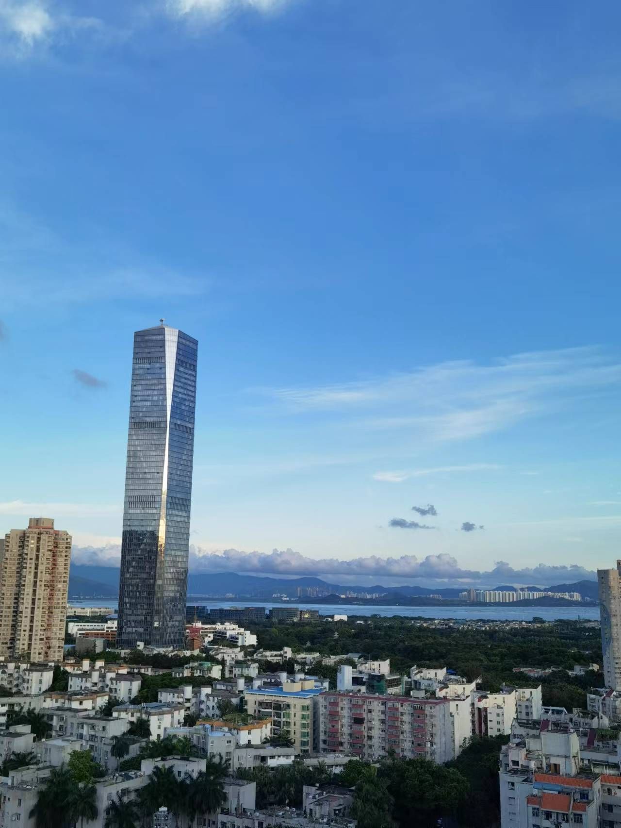 假日湾华庭 随时看房·