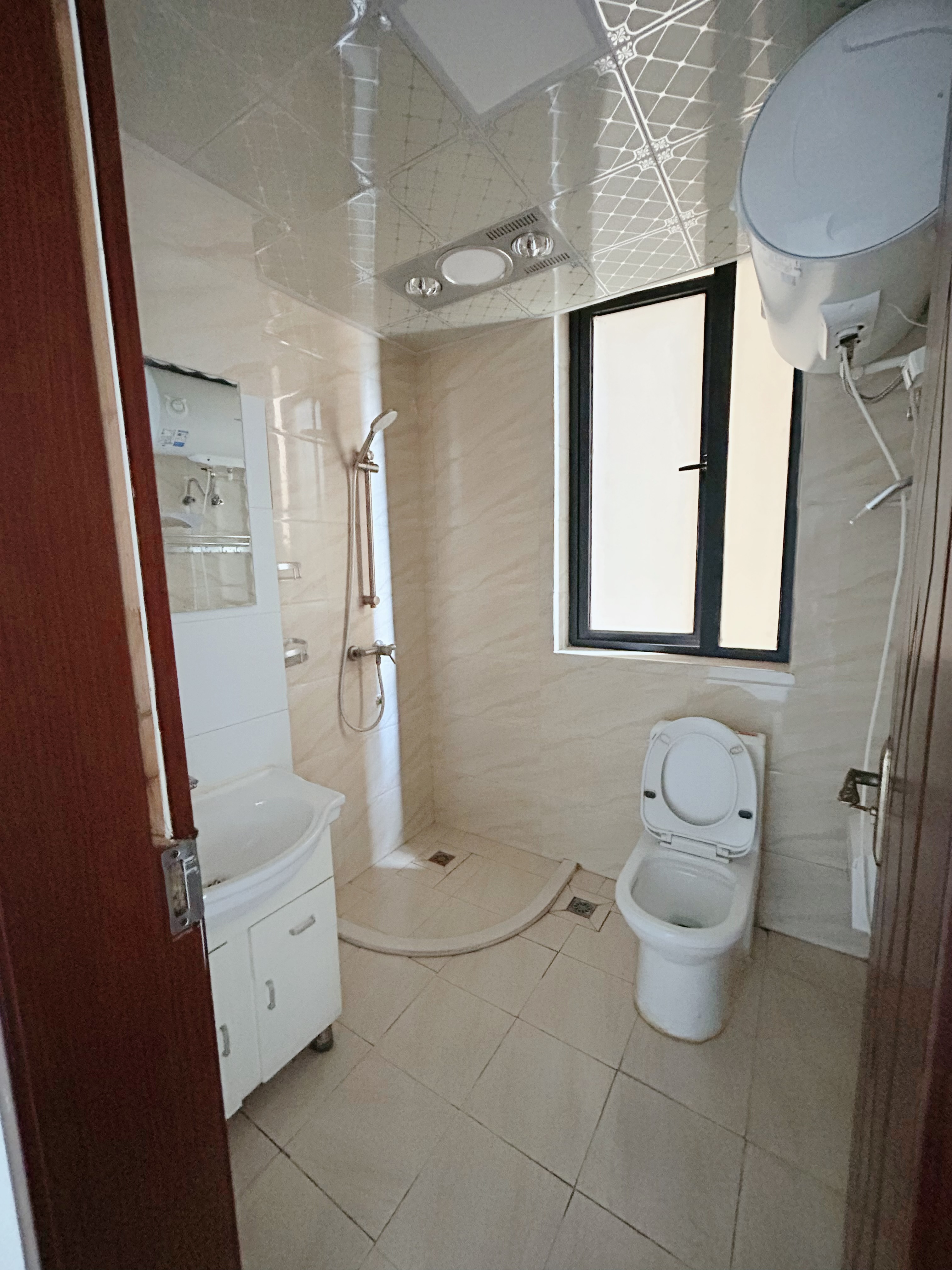 红联九漾华庭 随时看房·