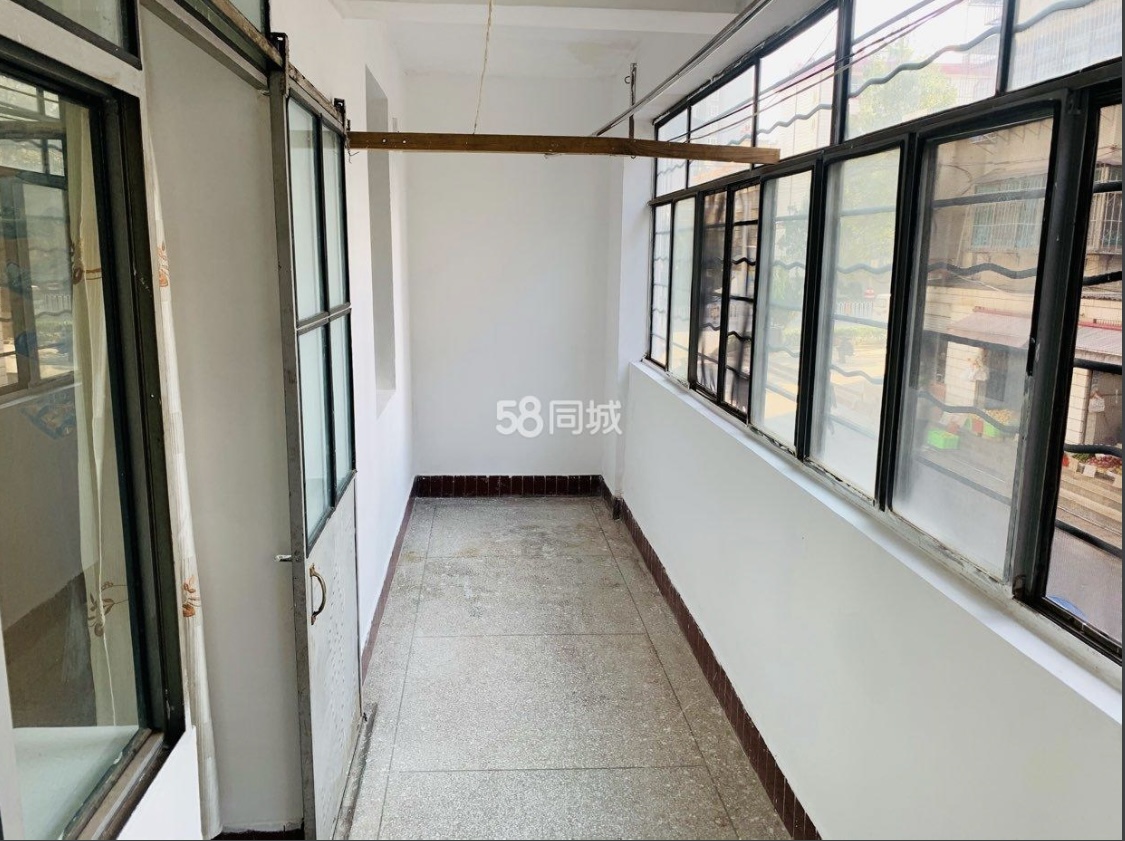 康瑞园（东兴影剧院对面） 随时看房·