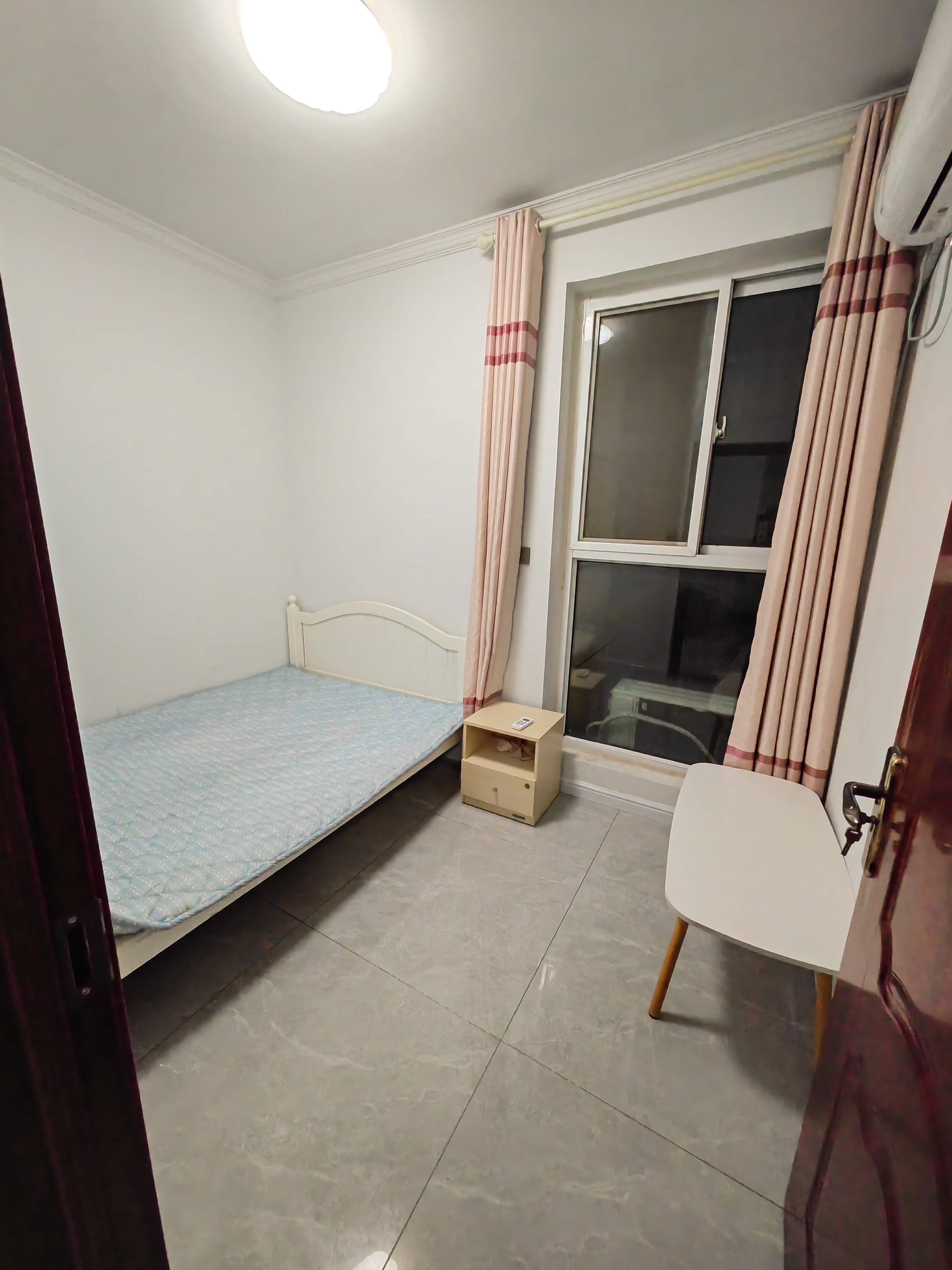 盛大凯旋城 3居室 1800元/月