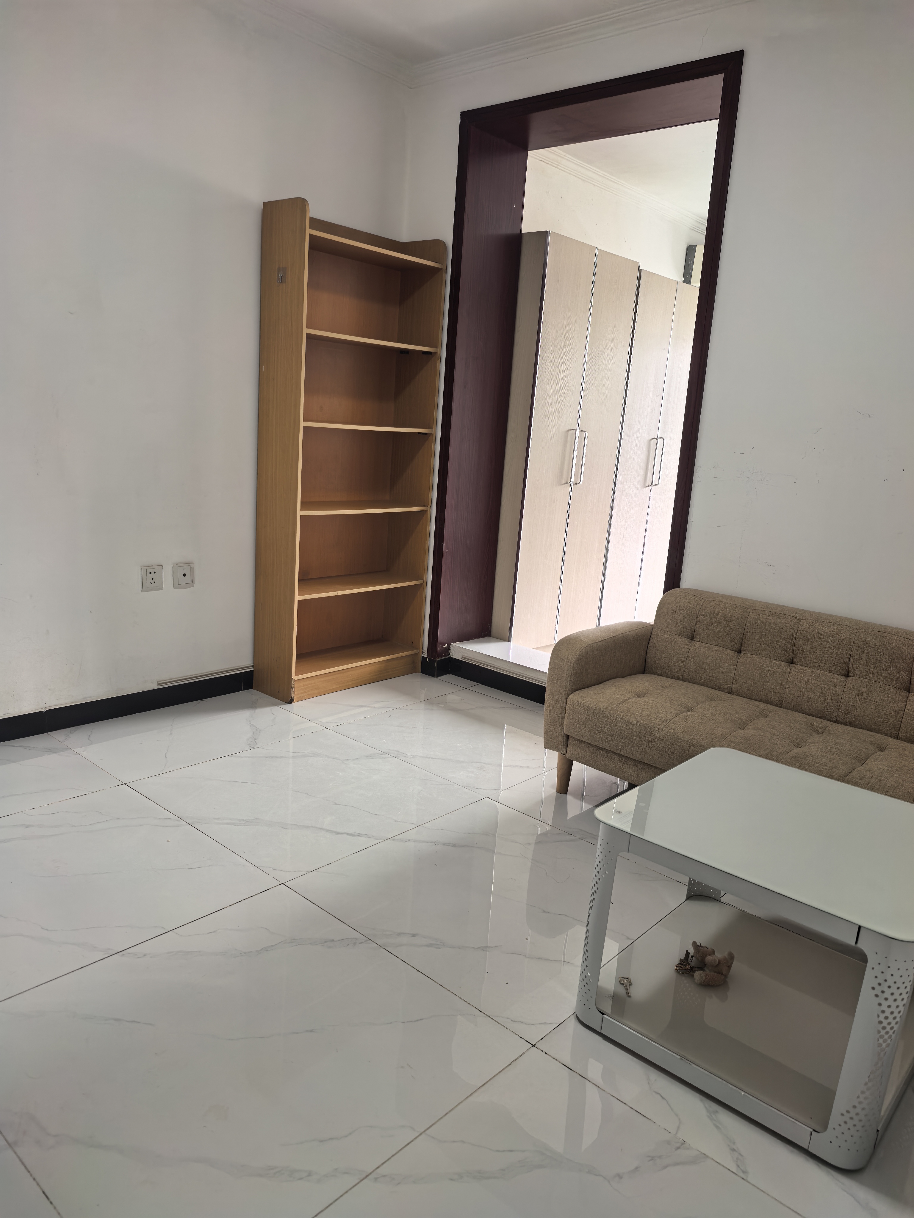 软件园颐和山庄 1居室 4000元/月