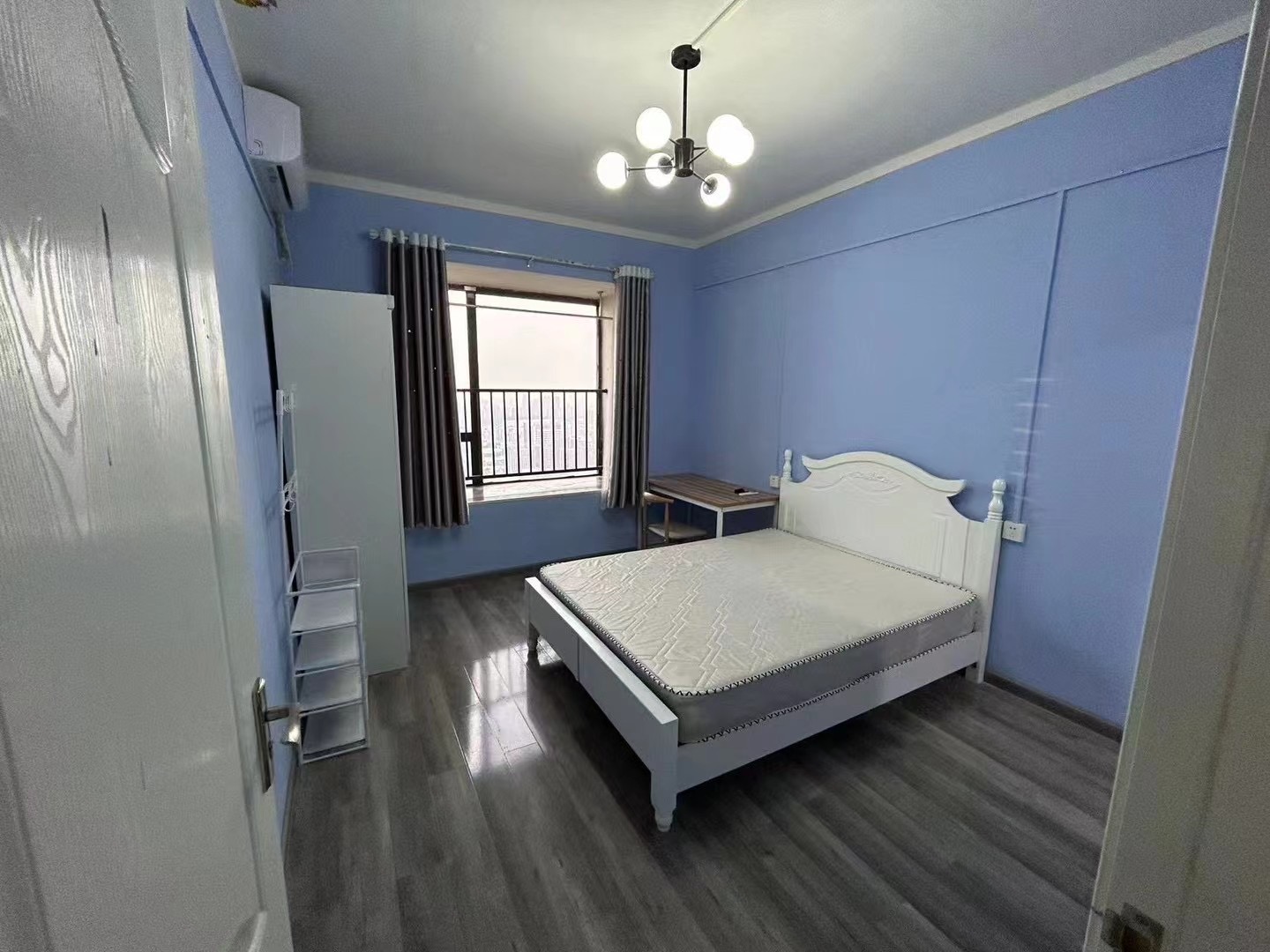 中建大公馆 1居室 1550元/月