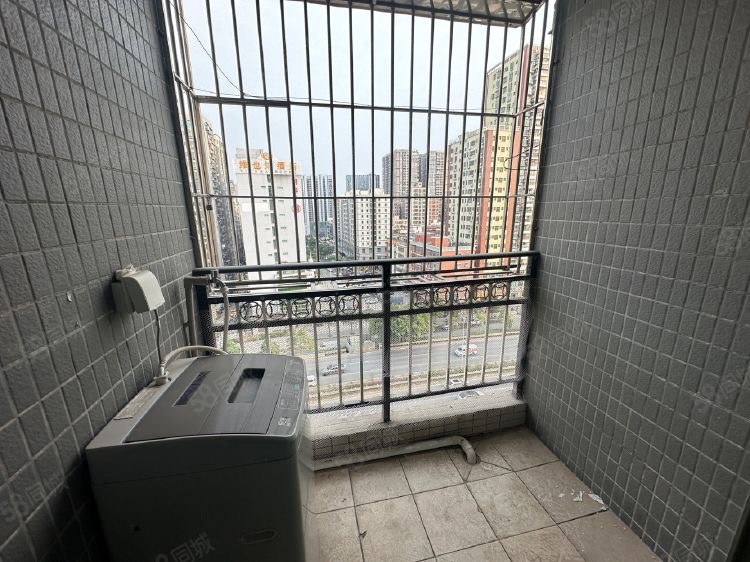 恒龙大厦 随时看房·