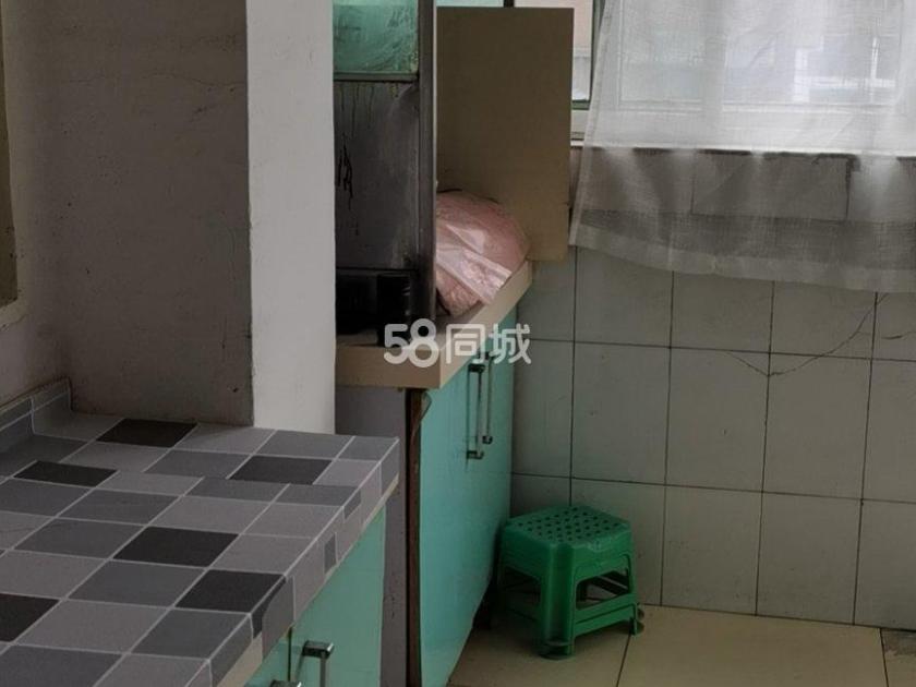 绿园小区 随时看房·