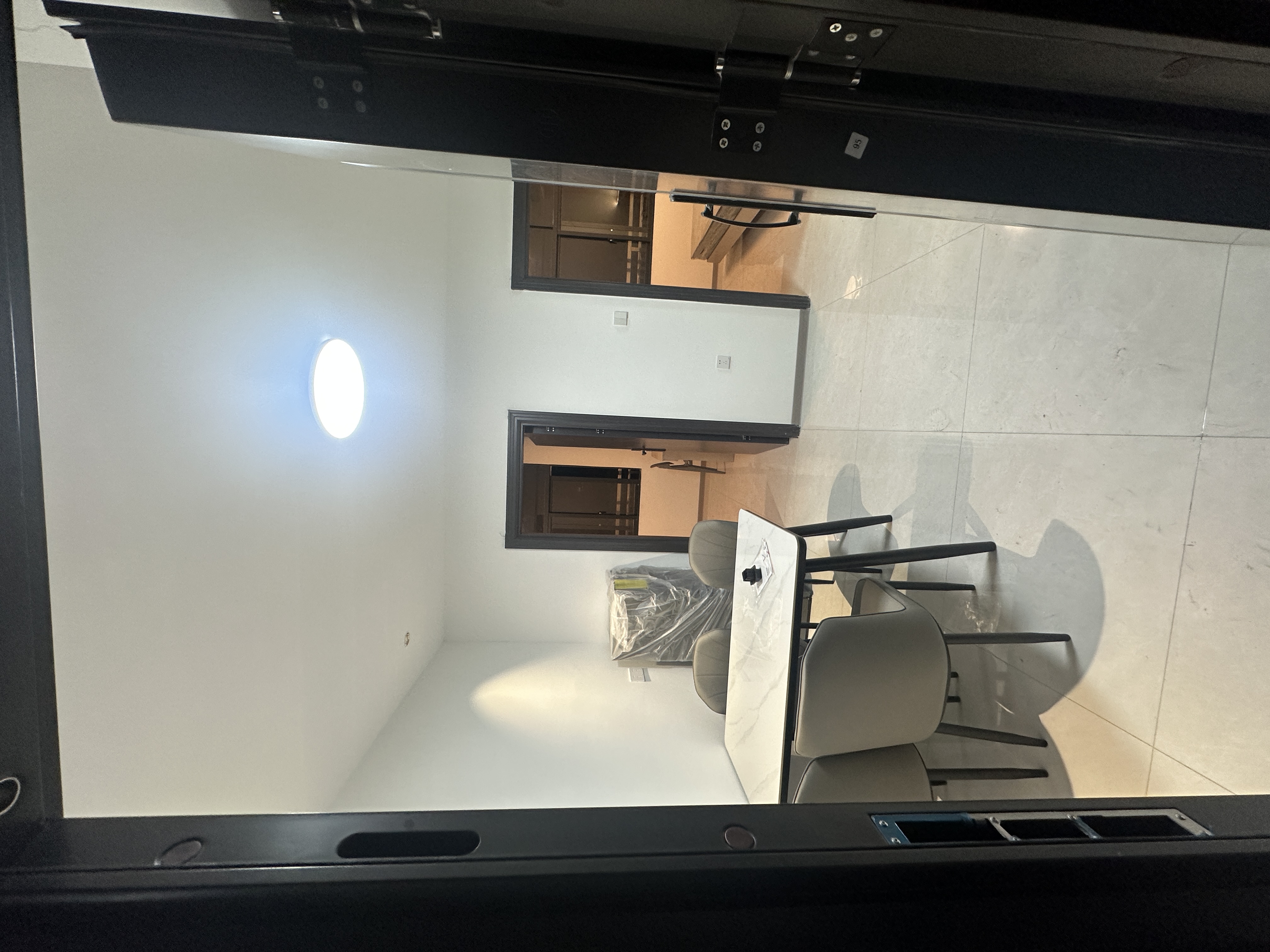 荷花小区 随时看房·