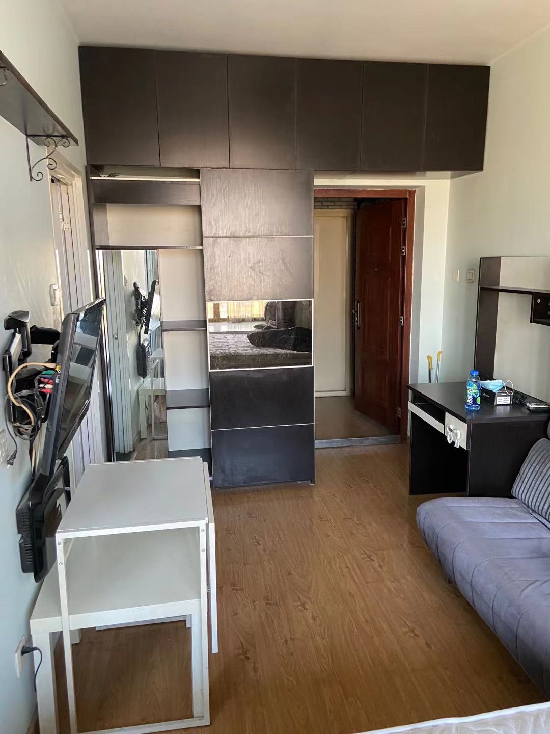 公园两栋 随时看房·