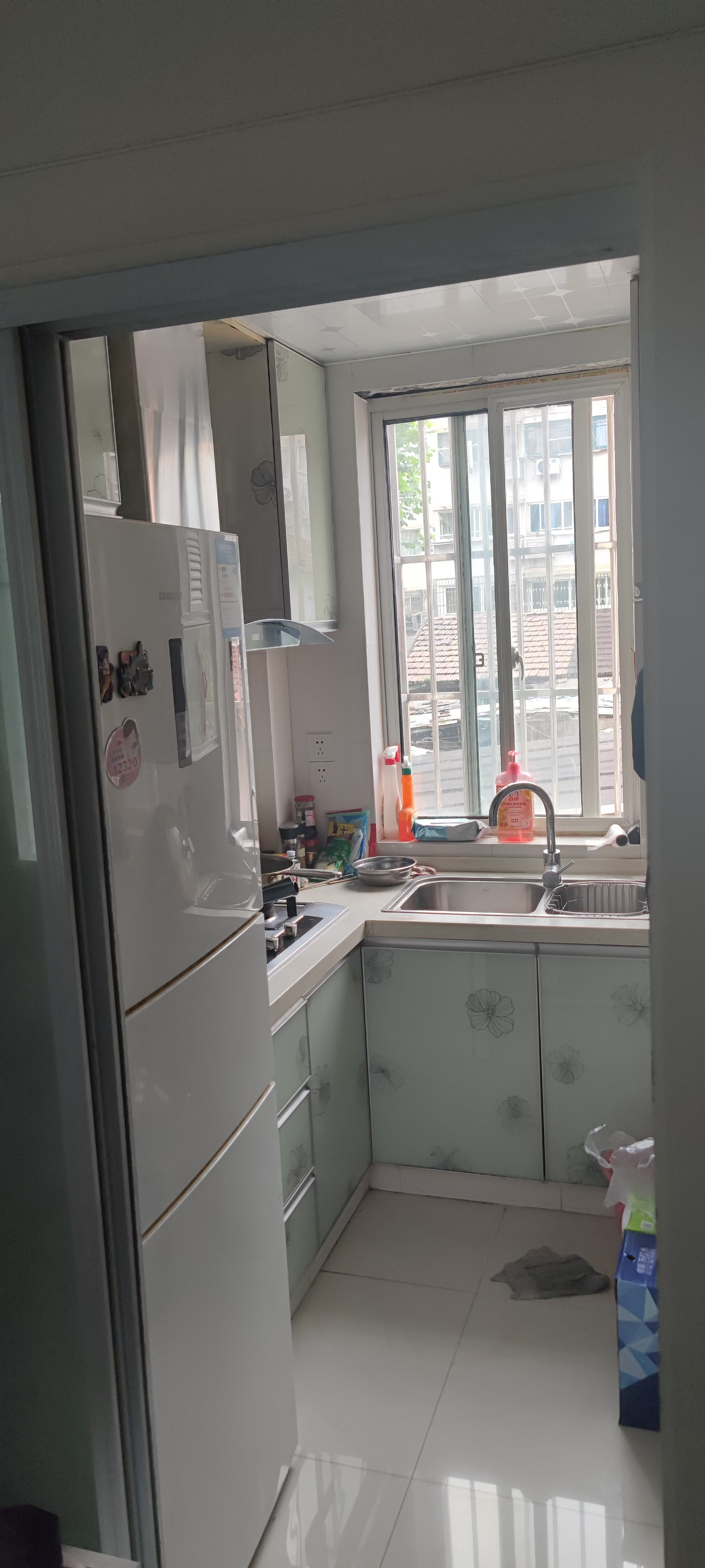 西江湾路花园路（虹口龙之梦） 随时看房·