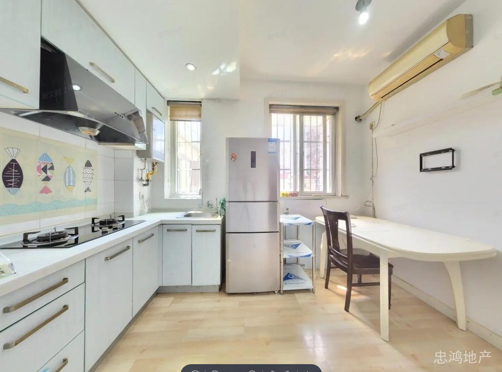 芙二小区 随时看房·