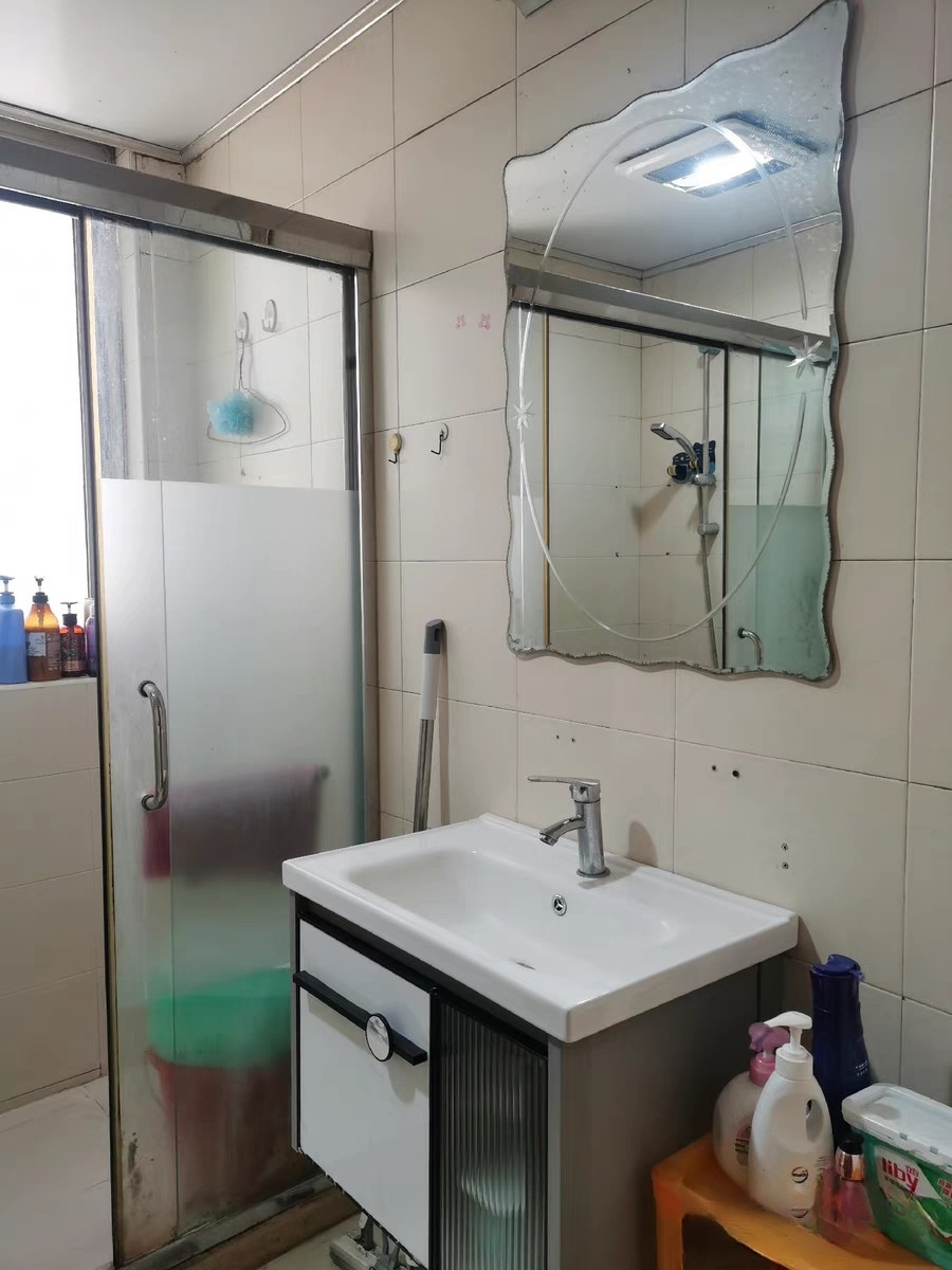 新昌大厦 随时看房·